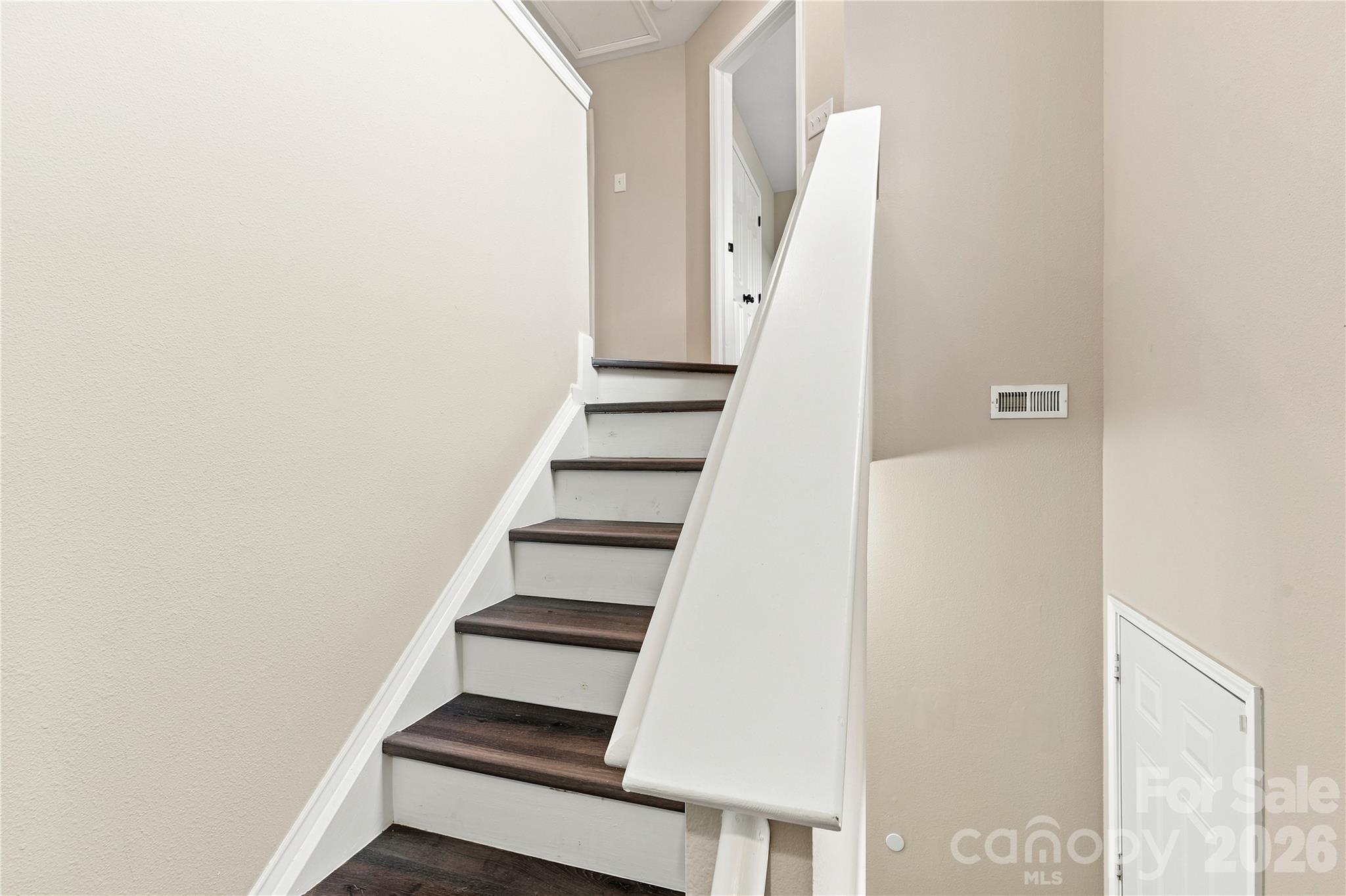 14718 Lions Pride Court — Charlotte
