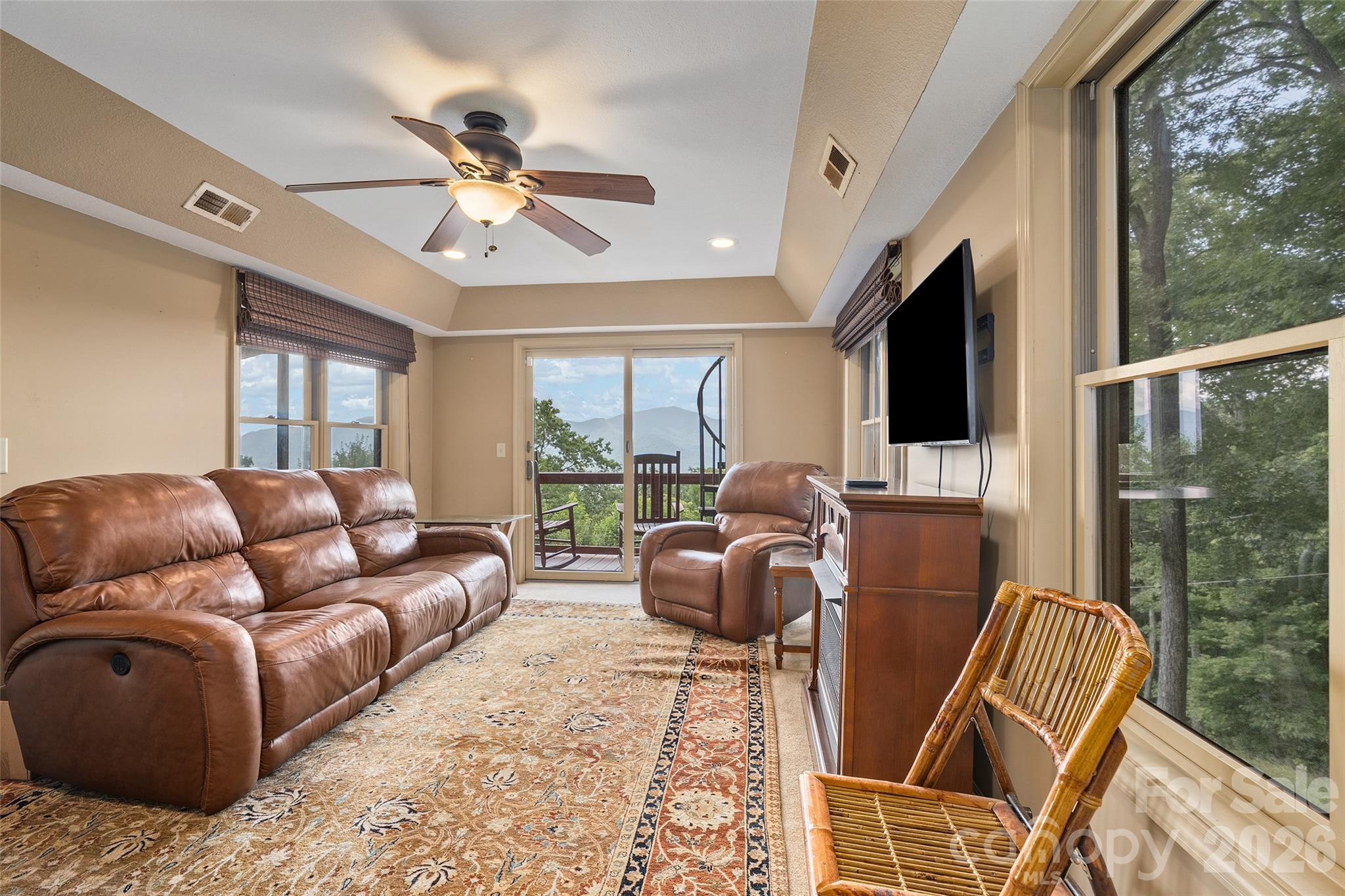 632 Dogwood Trail — Waynesville