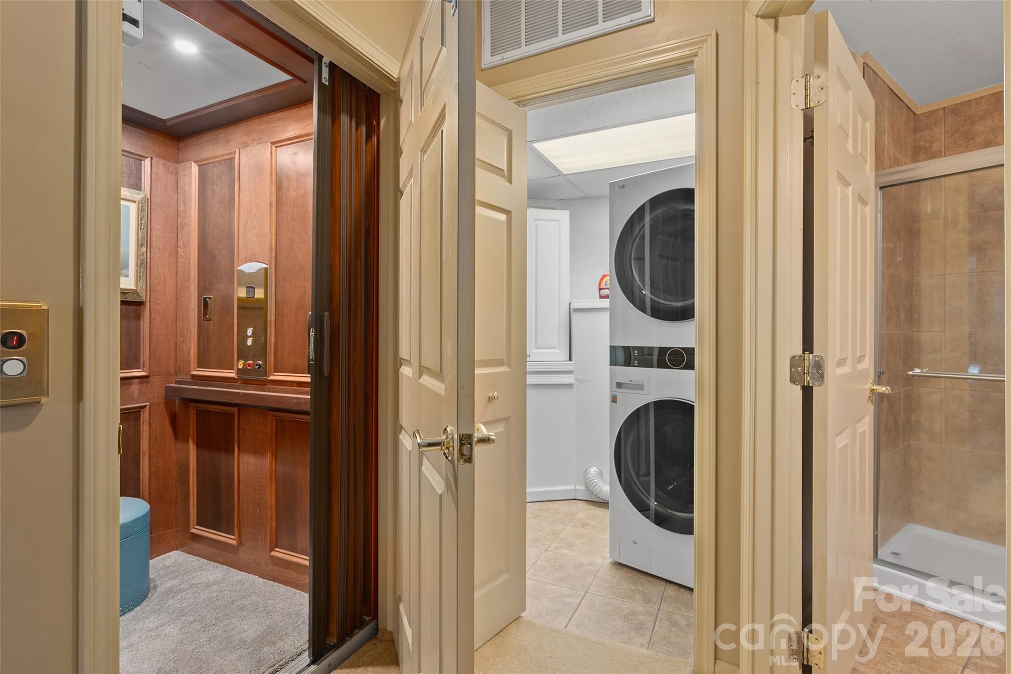 632 Dogwood Trail — Waynesville
