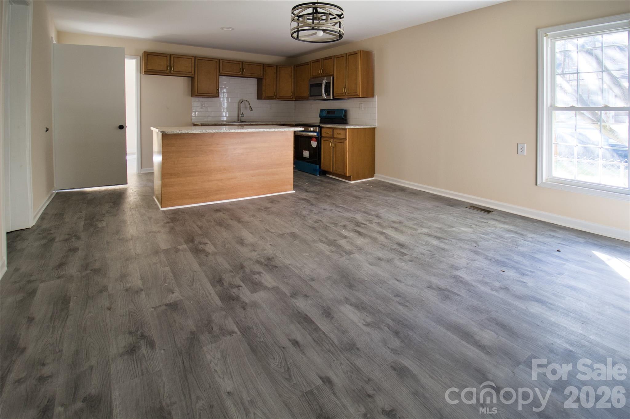3209 Lowell Road — Gastonia