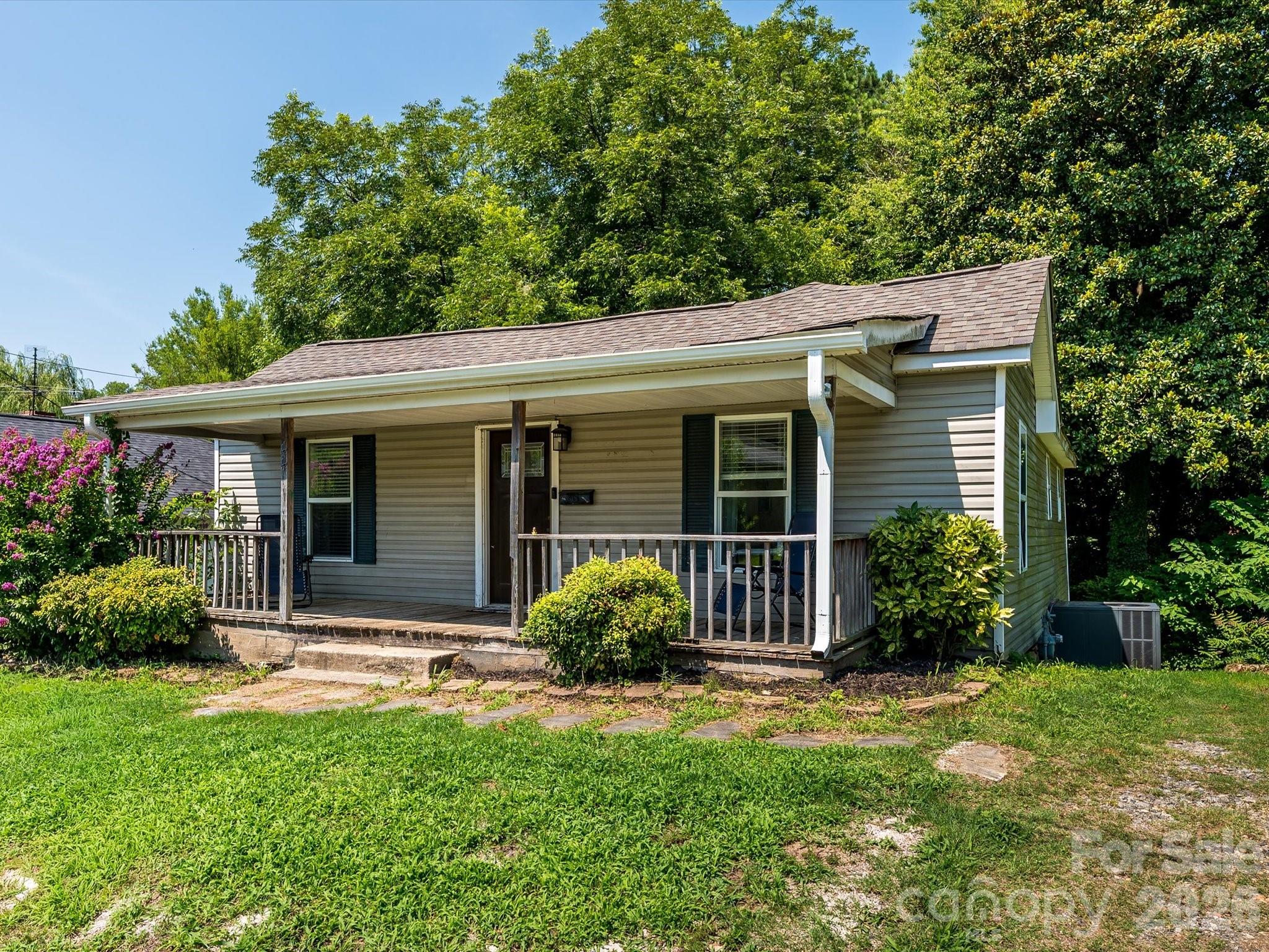 44 Fenix Drive SW — Concord