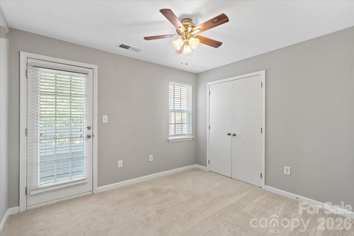 9810 Campus Walk Lane #H — Charlotte