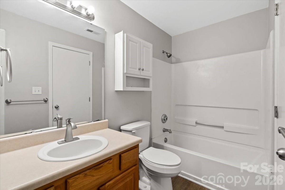 9810 Campus Walk Lane #H — Charlotte