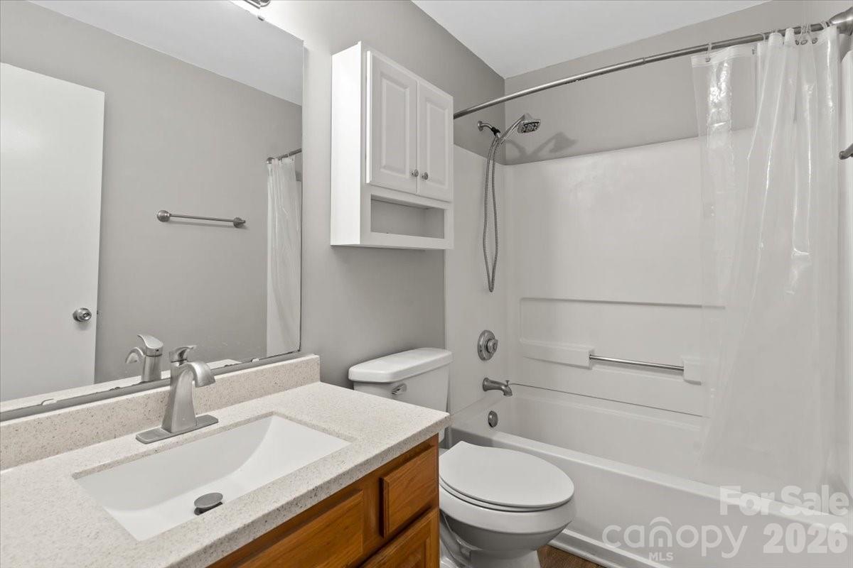 9810 Campus Walk Lane #H — Charlotte