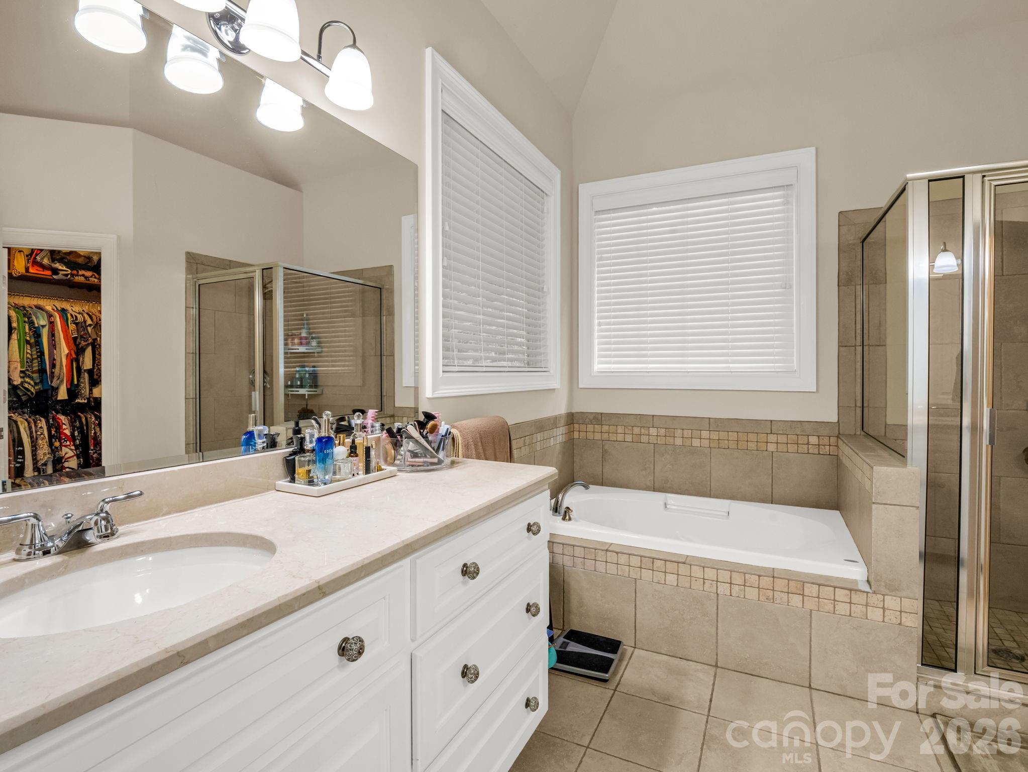 45 Brown Bear Ridge Trail — Zirconia