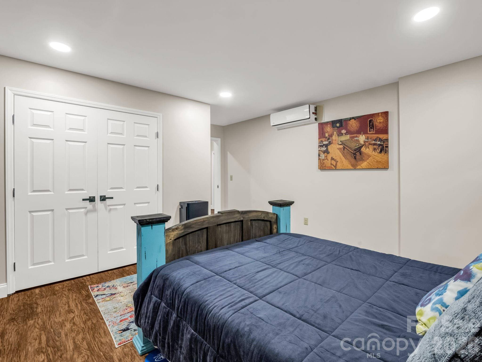 45 Brown Bear Ridge Trail — Zirconia