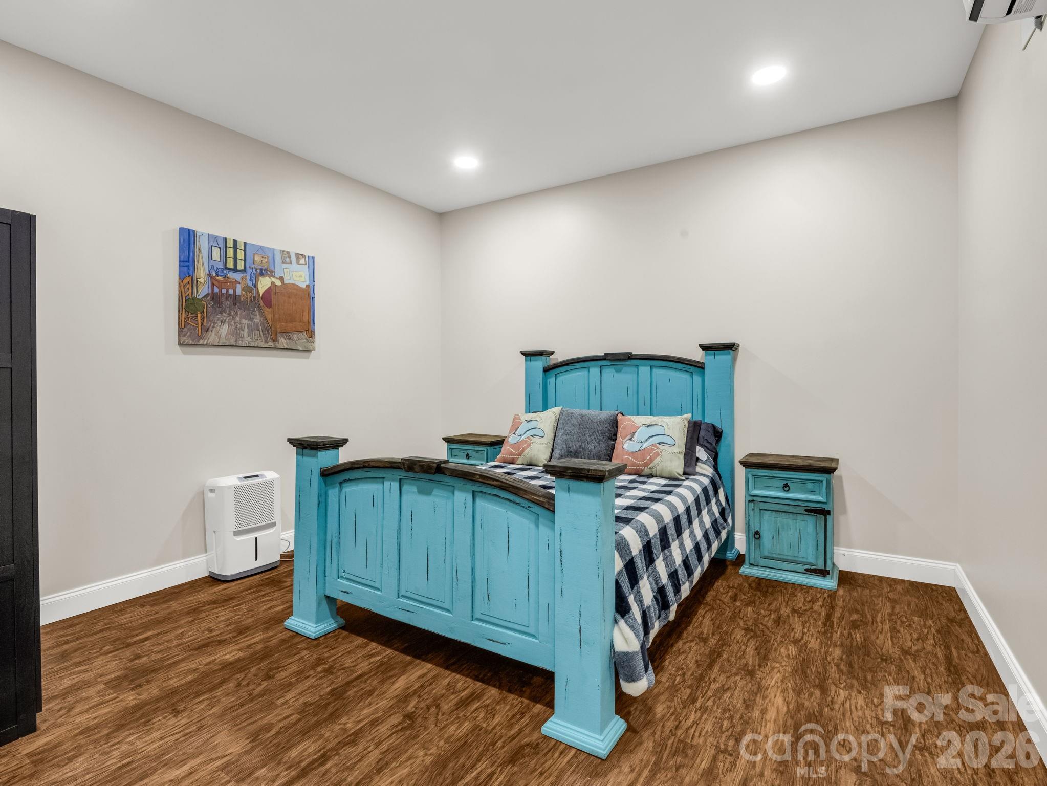 45 Brown Bear Ridge Trail — Zirconia