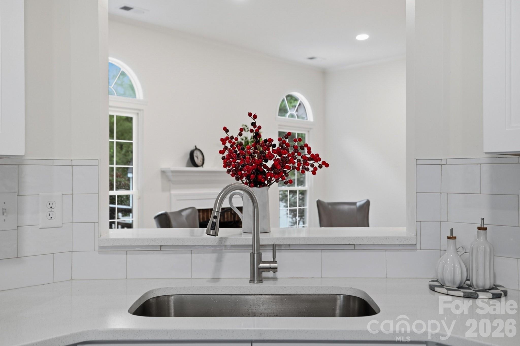 3412 Pondridge Court — Charlotte