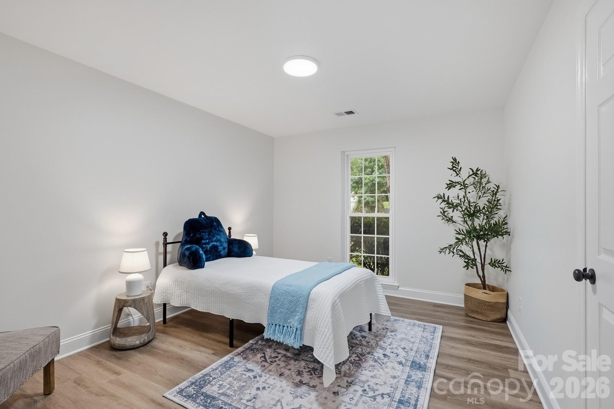 3412 Pondridge Court — Charlotte