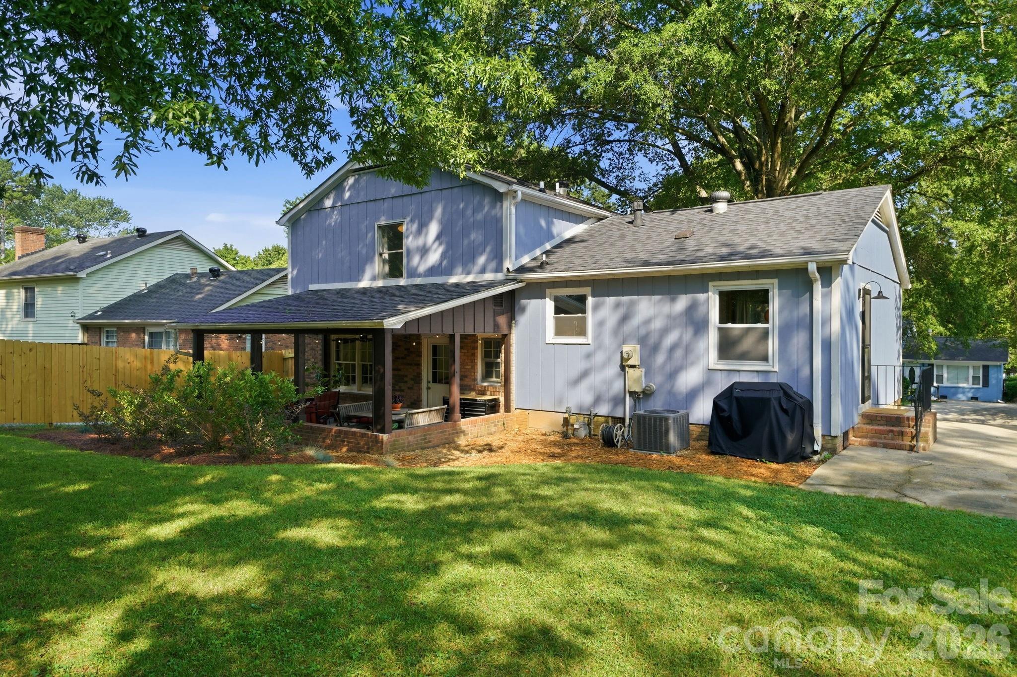 5407 Autumn End Circle — Charlotte