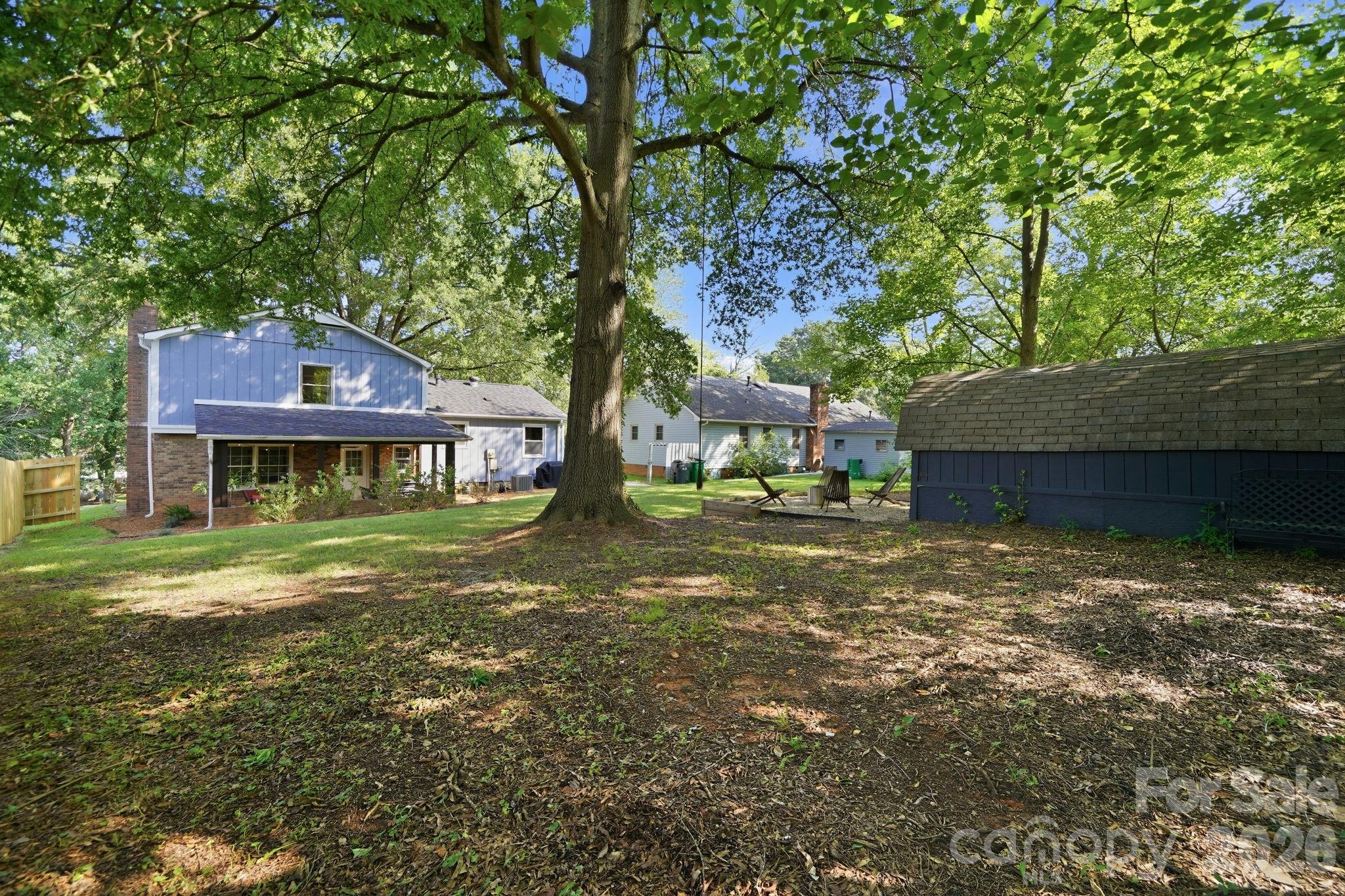 5407 Autumn End Circle — Charlotte