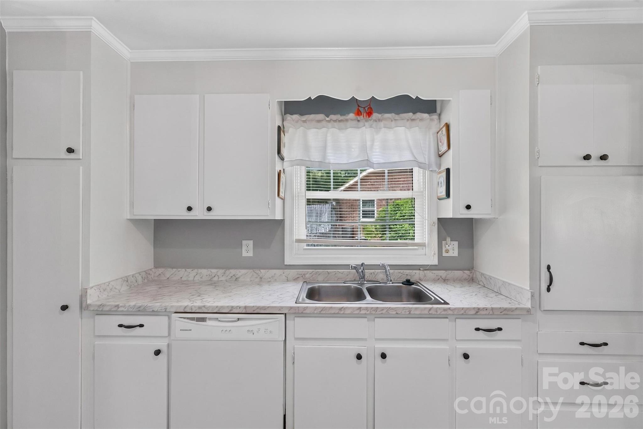 6507 Paleface Place — Charlotte