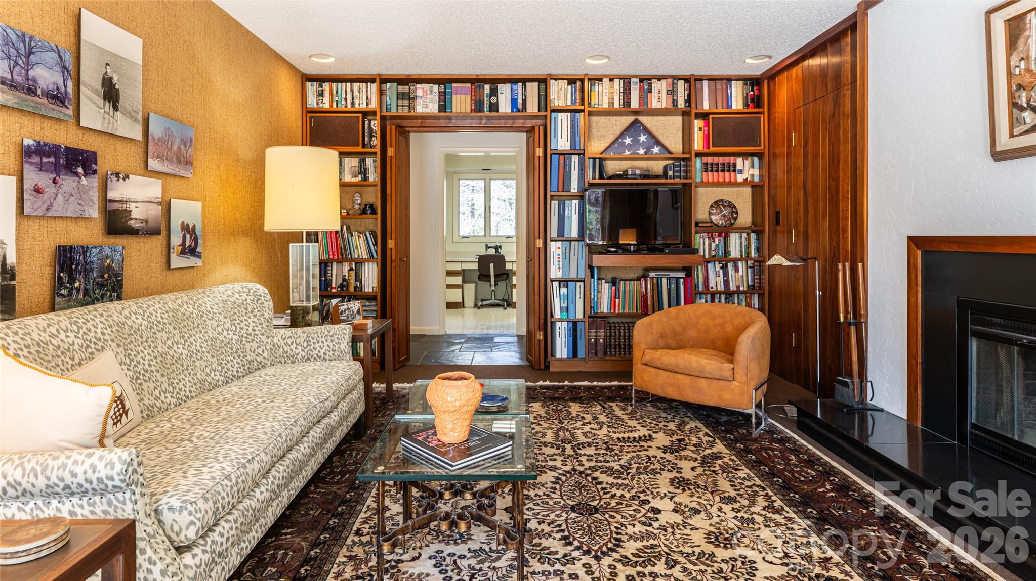 12 Stuyvesant Crescent — Asheville