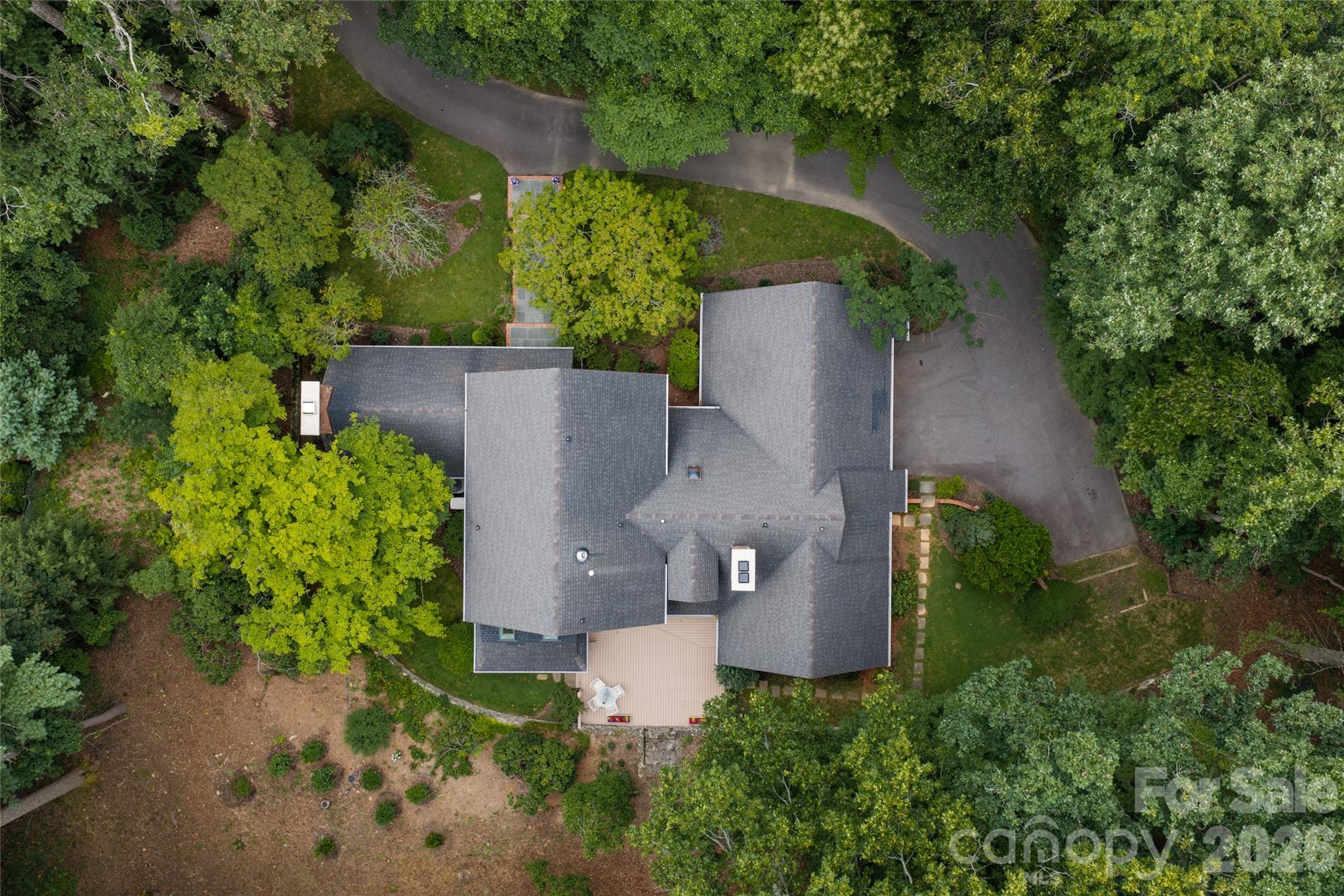 12 Stuyvesant Crescent — Asheville
