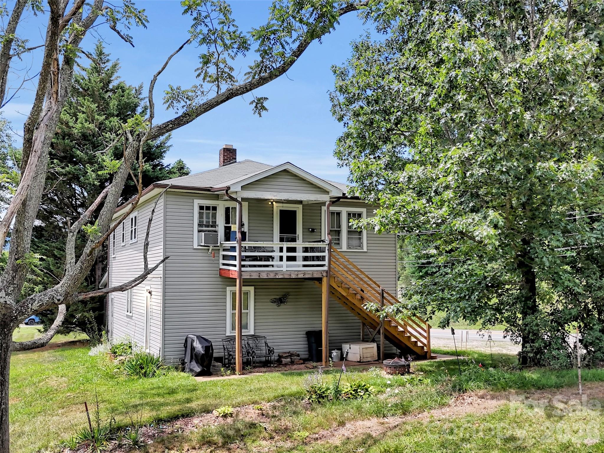 1114 Old Clyde Road — Clyde