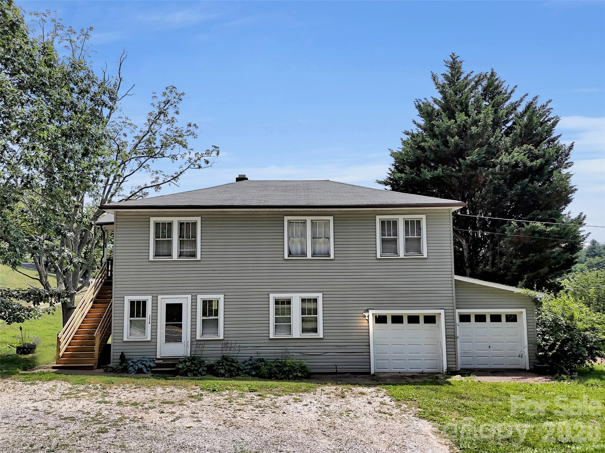 1114 Old Clyde Road — Clyde