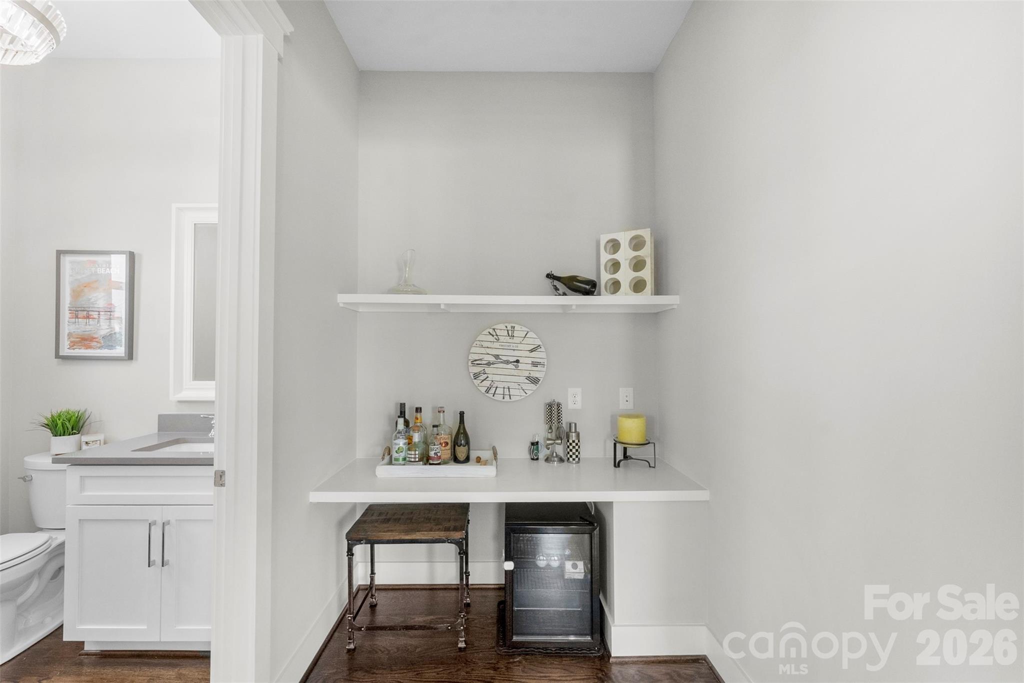 543 Greystone Road — Charlotte