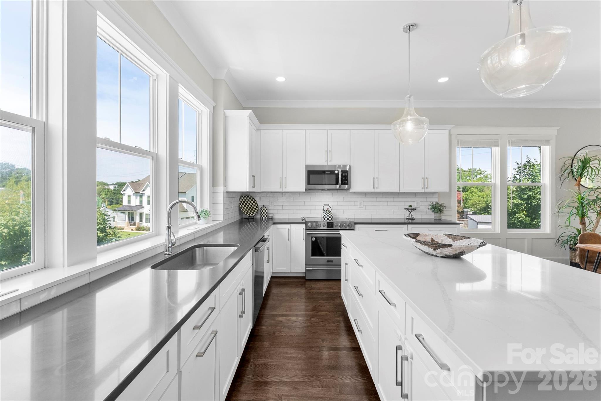 543 Greystone Road — Charlotte