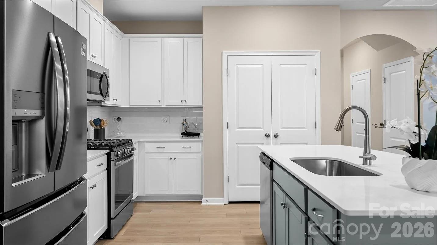 1238 Nighthawk Way #306 — Belmont