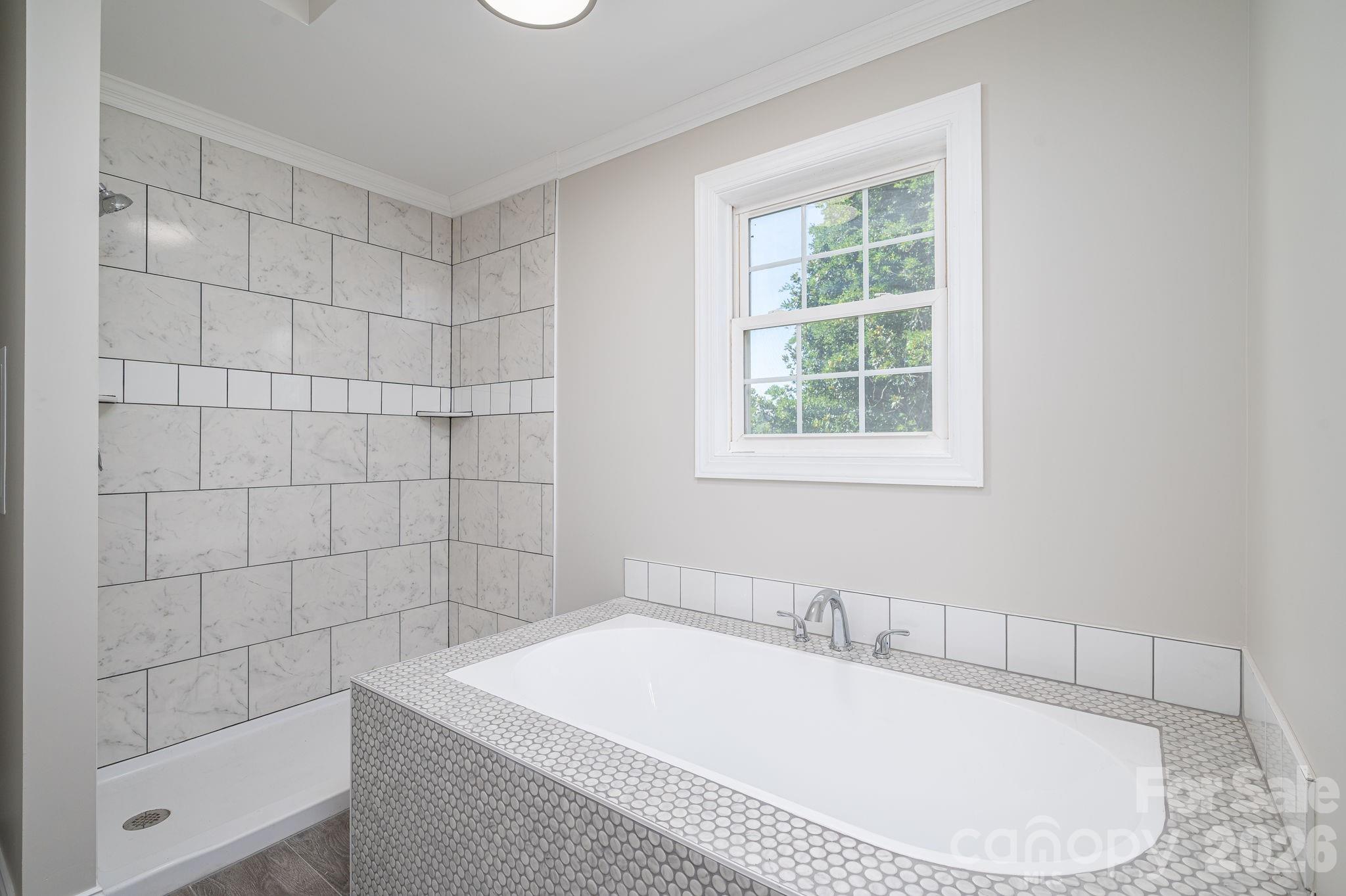 1719 S Lafayette Street — Shelby