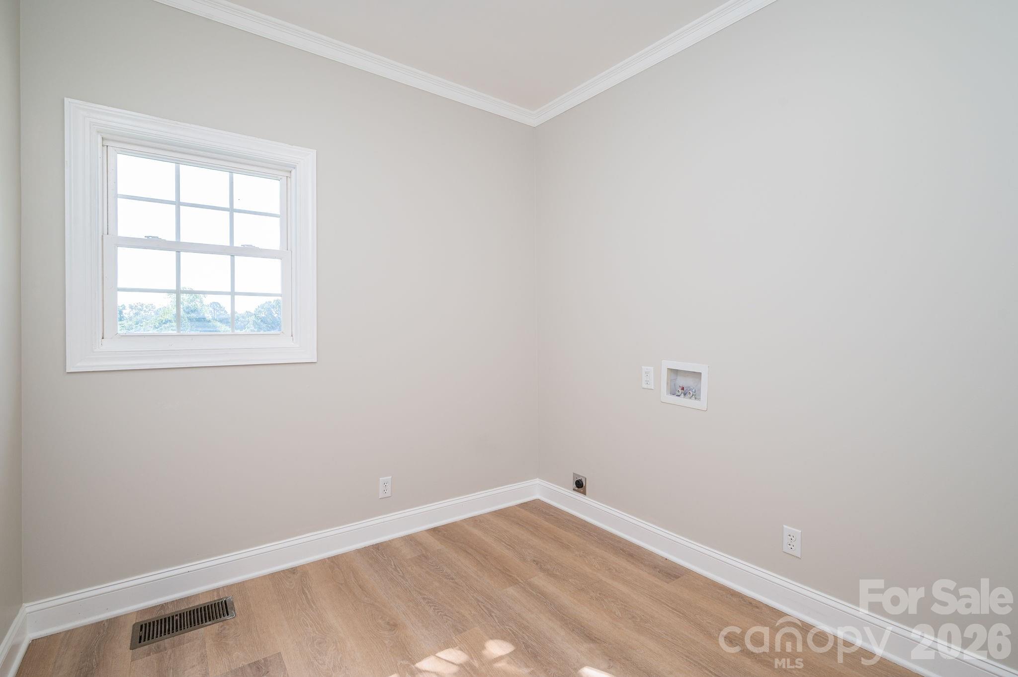 1719 S Lafayette Street — Shelby