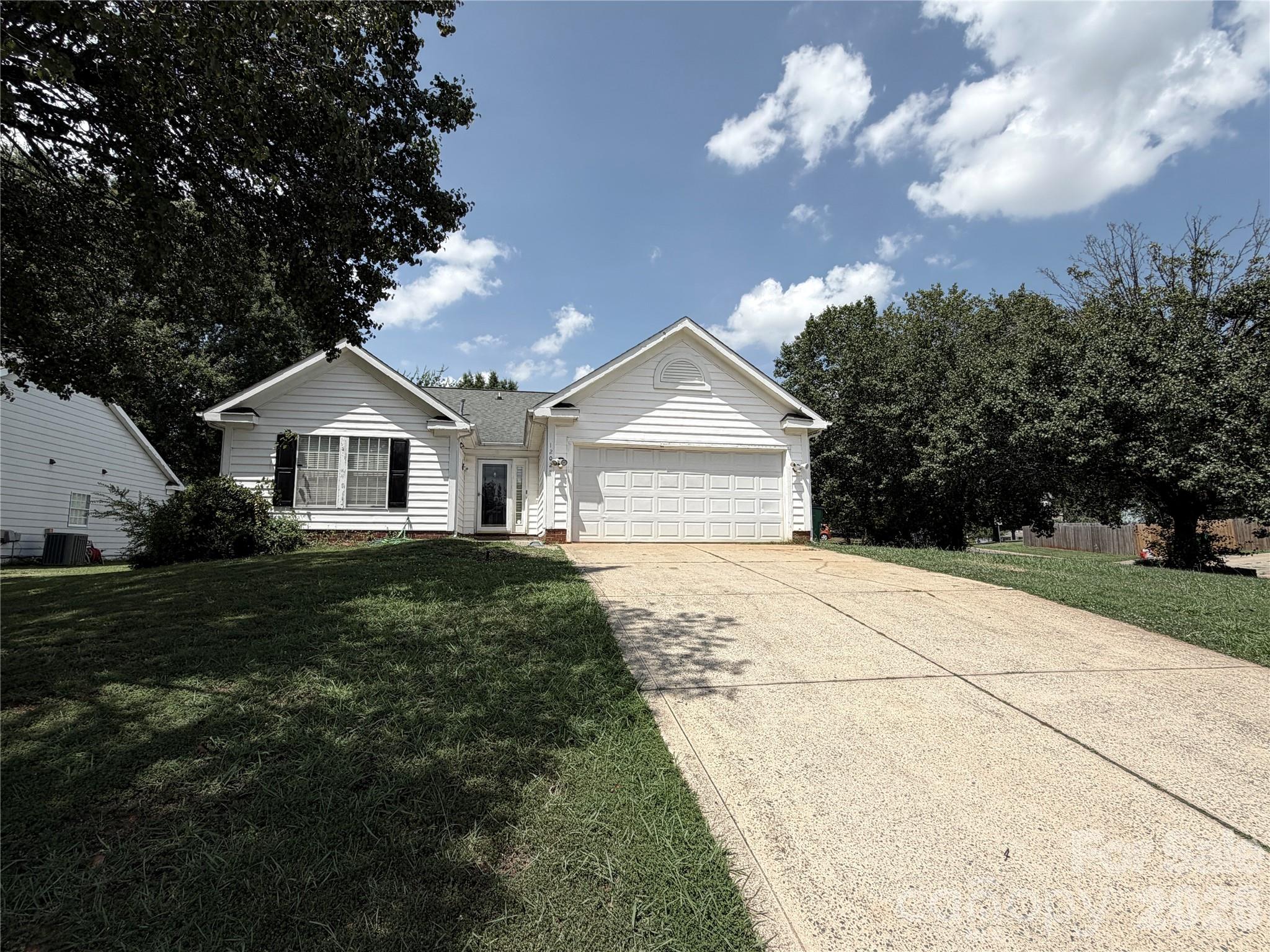 1202 Gretna Green Drive — Charlotte