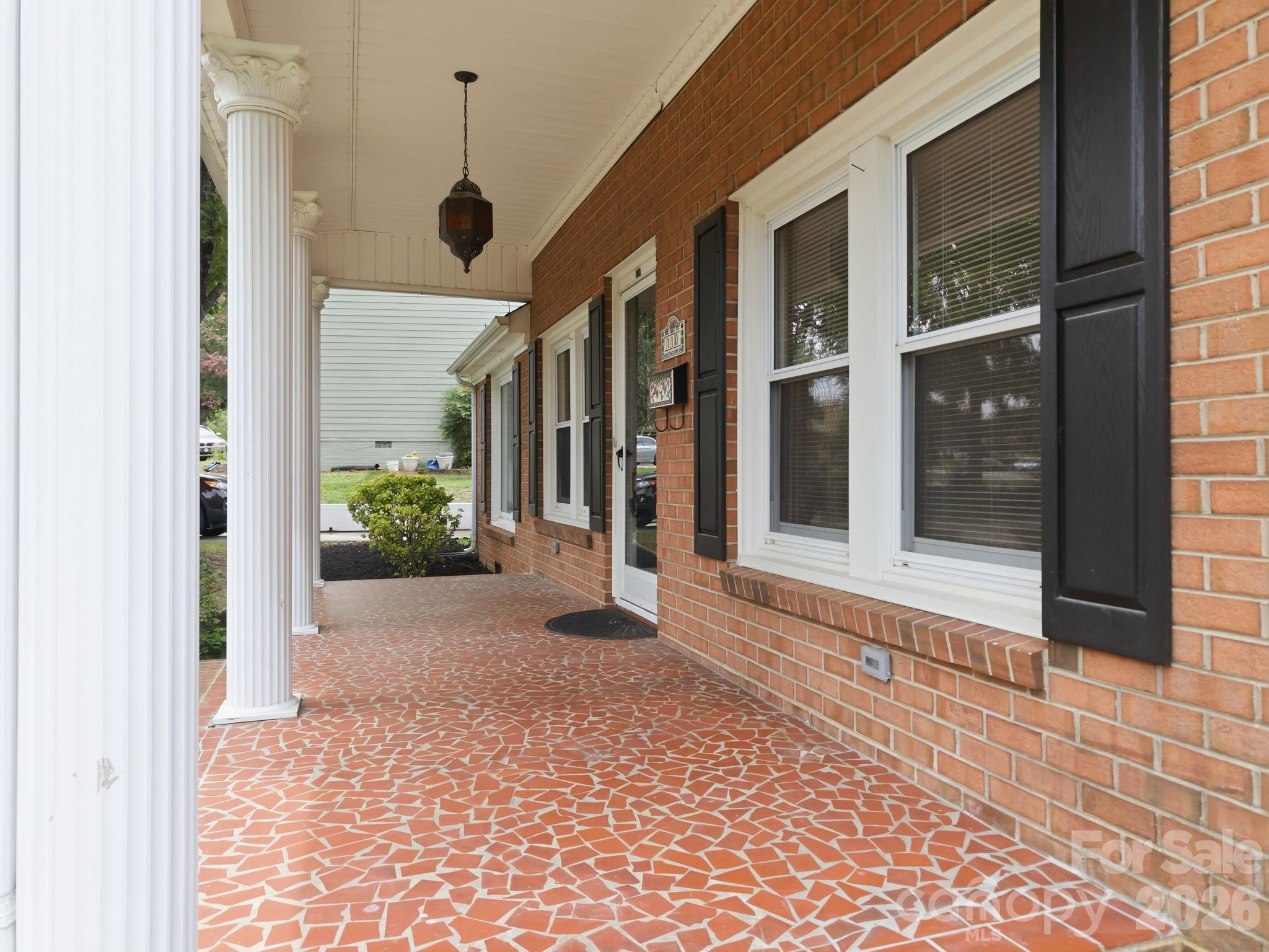 110 Confederate Avenue — Salisbury