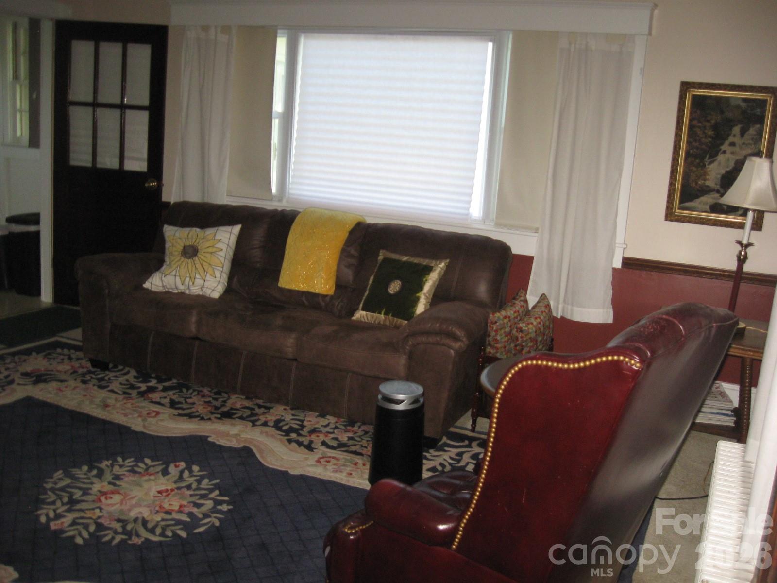 3817 hartland Road — Lenoir