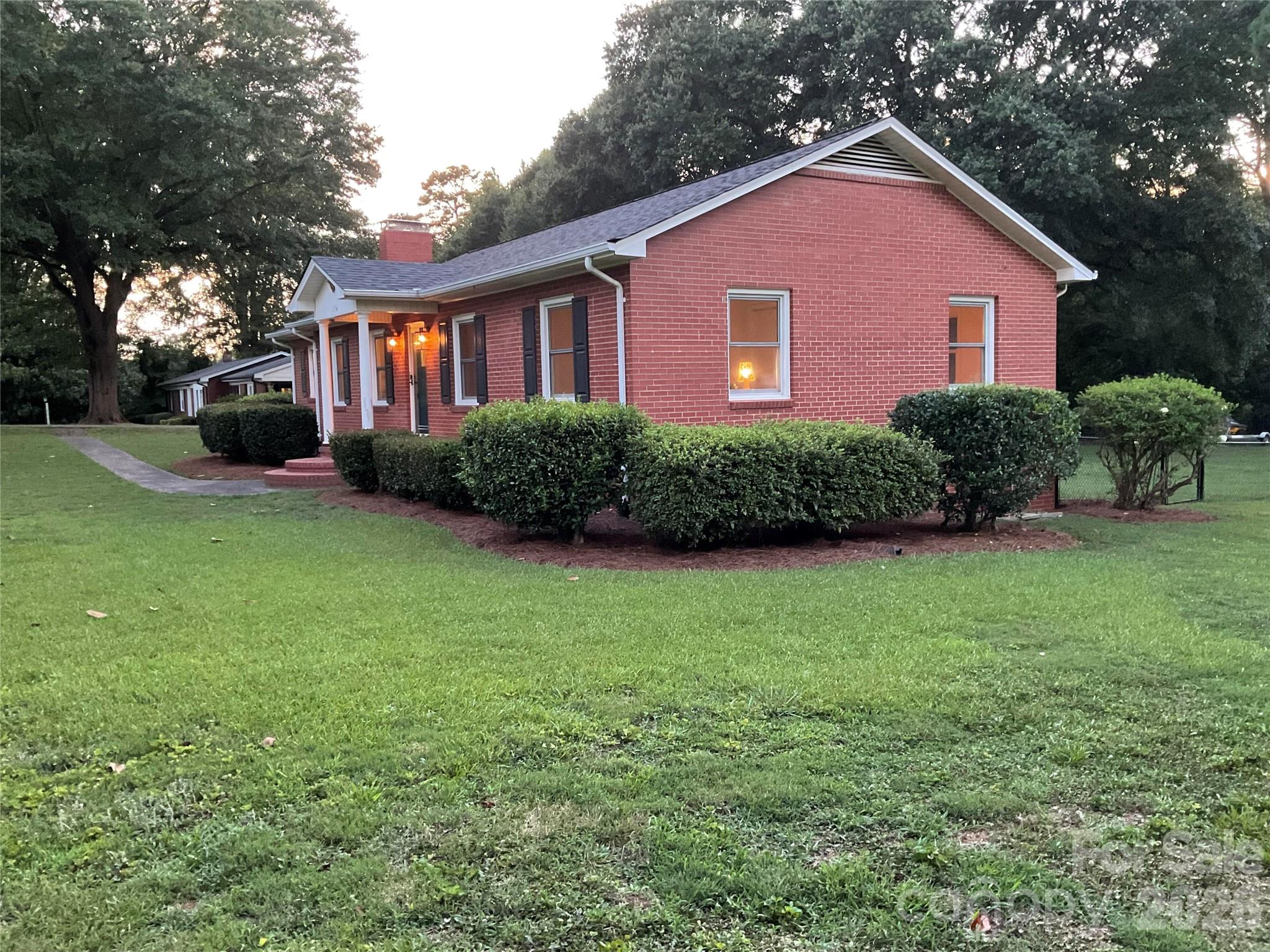 136 Gum Branch Road — Charlotte