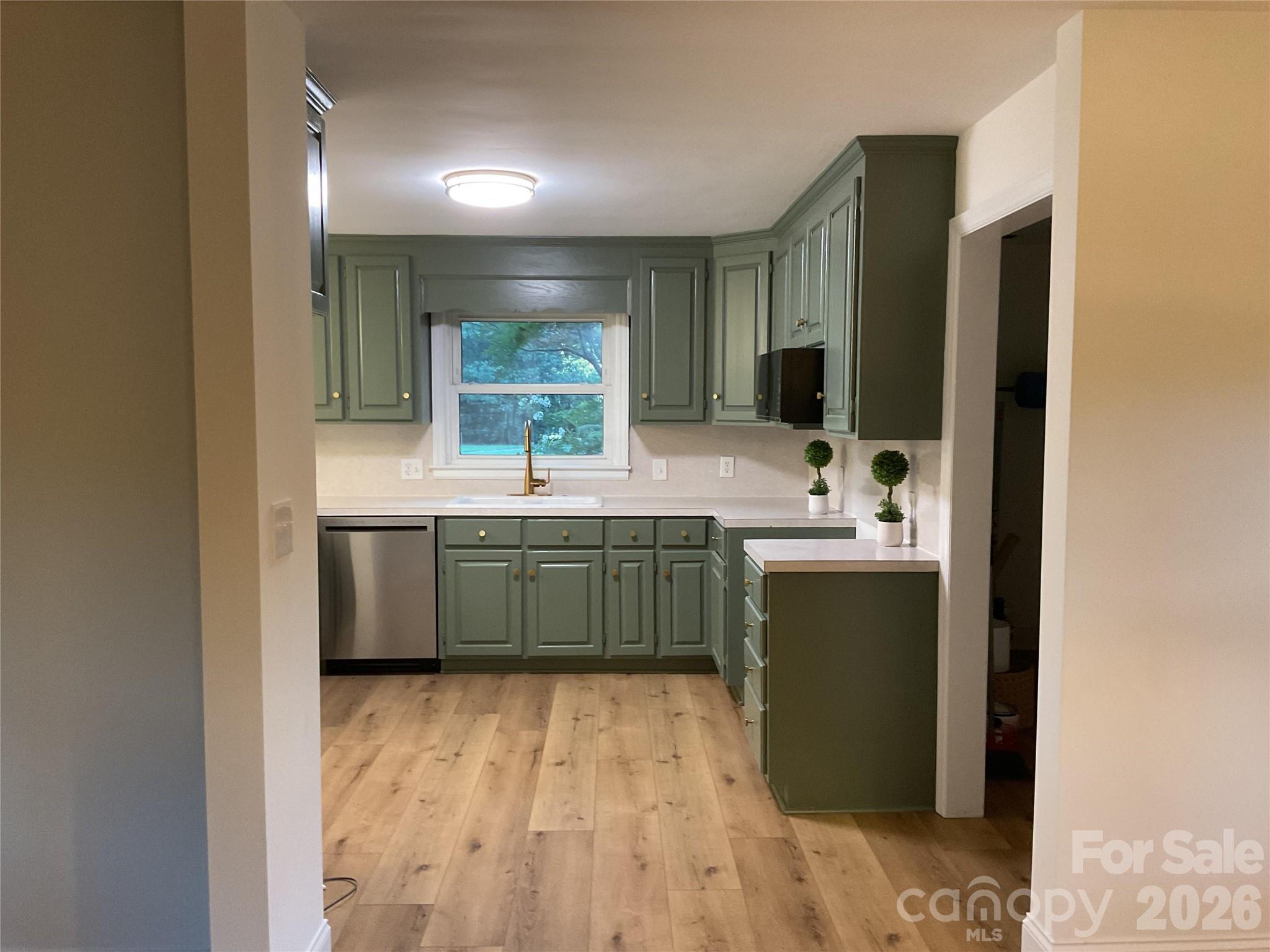 136 Gum Branch Road — Charlotte