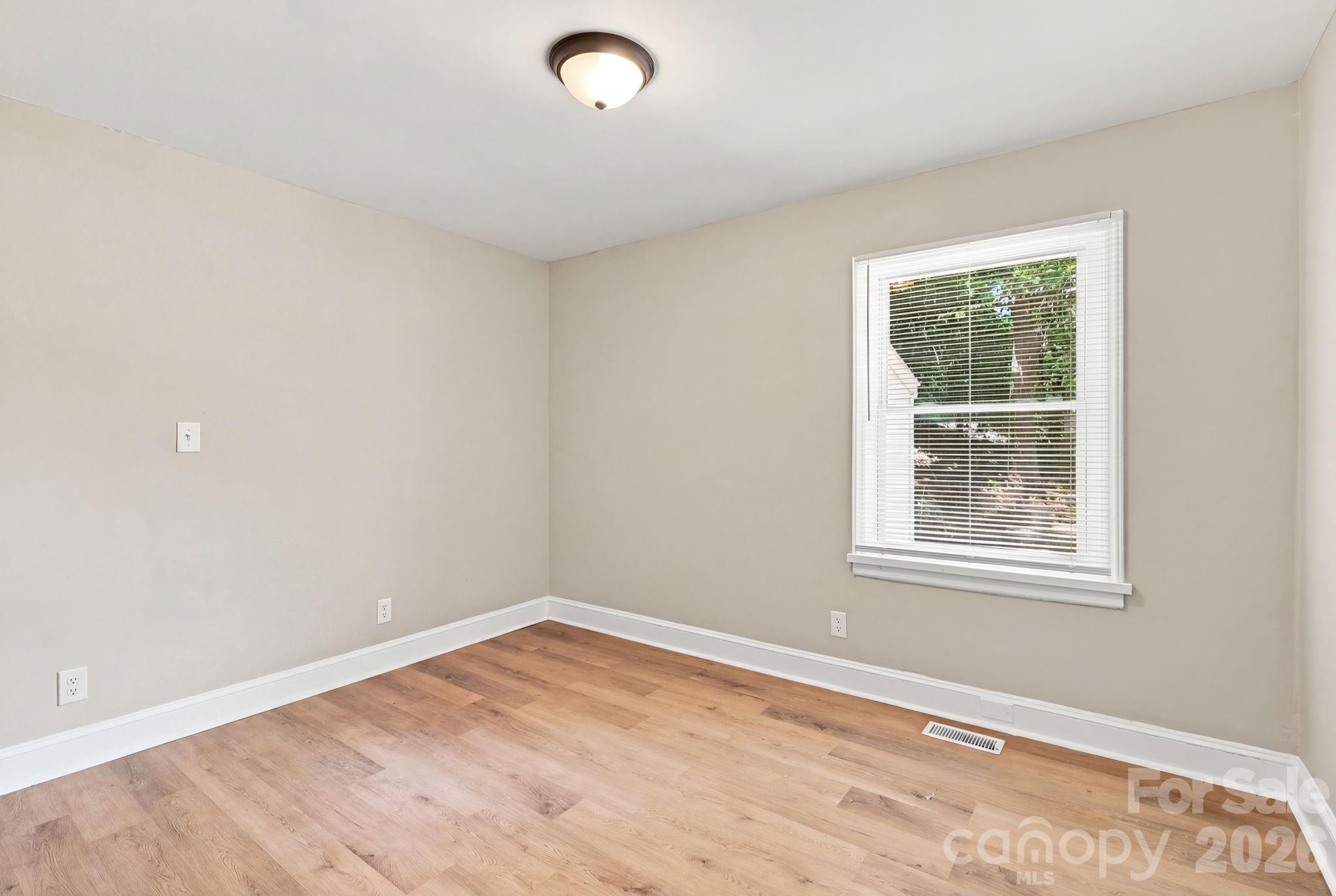 3708 Carlyle Drive — Charlotte