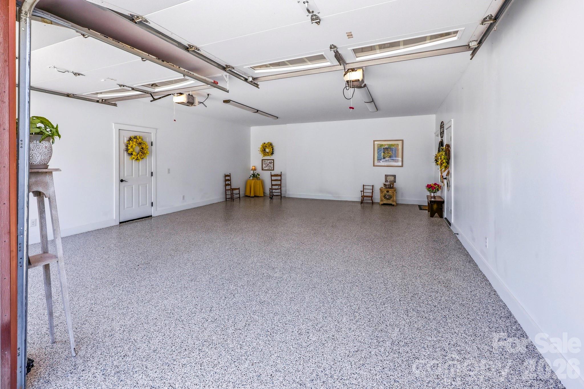 1109 Morningstar Lake Road — Forest City