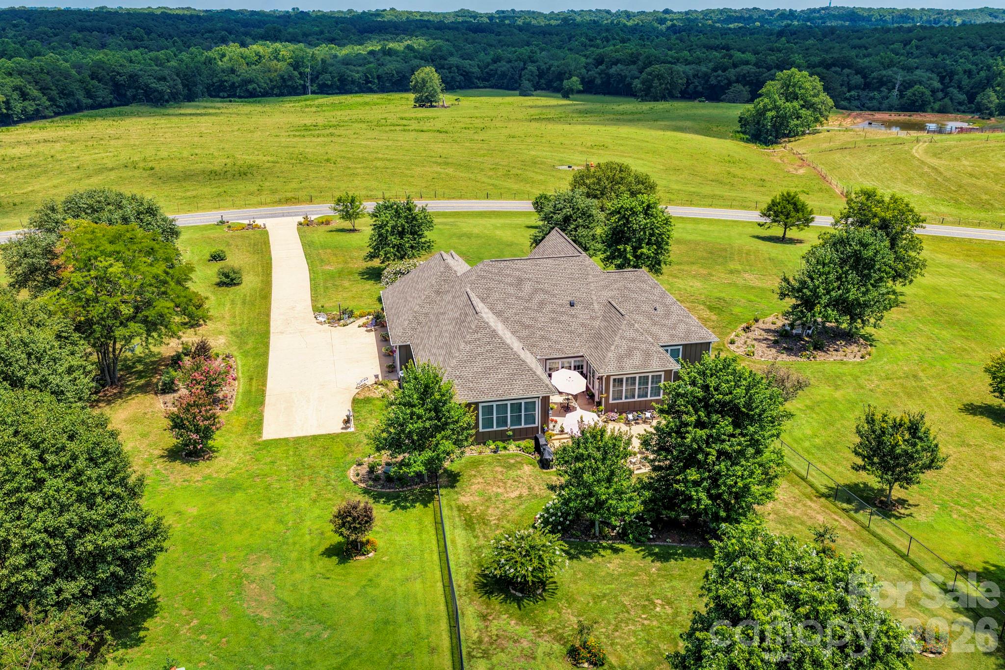 1109 Morningstar Lake Road — Forest City