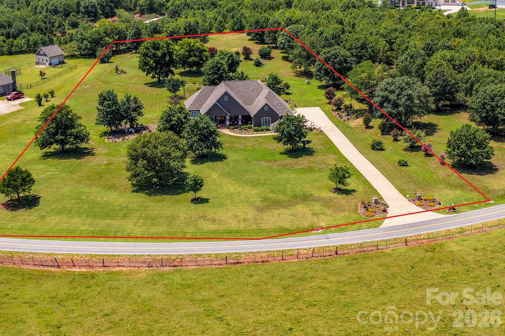 1109 Morningstar Lake Road — Forest City