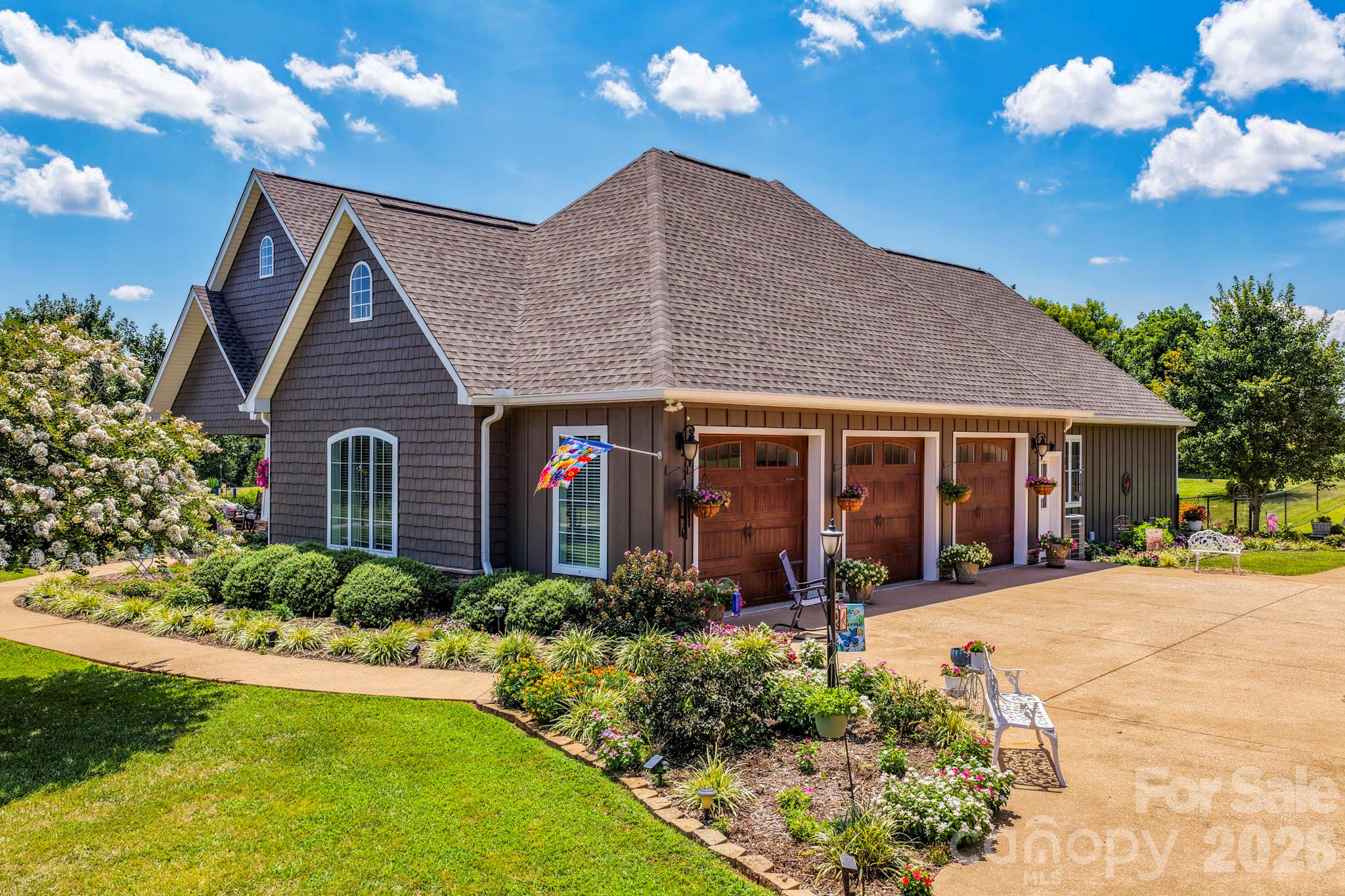 1109 Morningstar Lake Road — Forest City