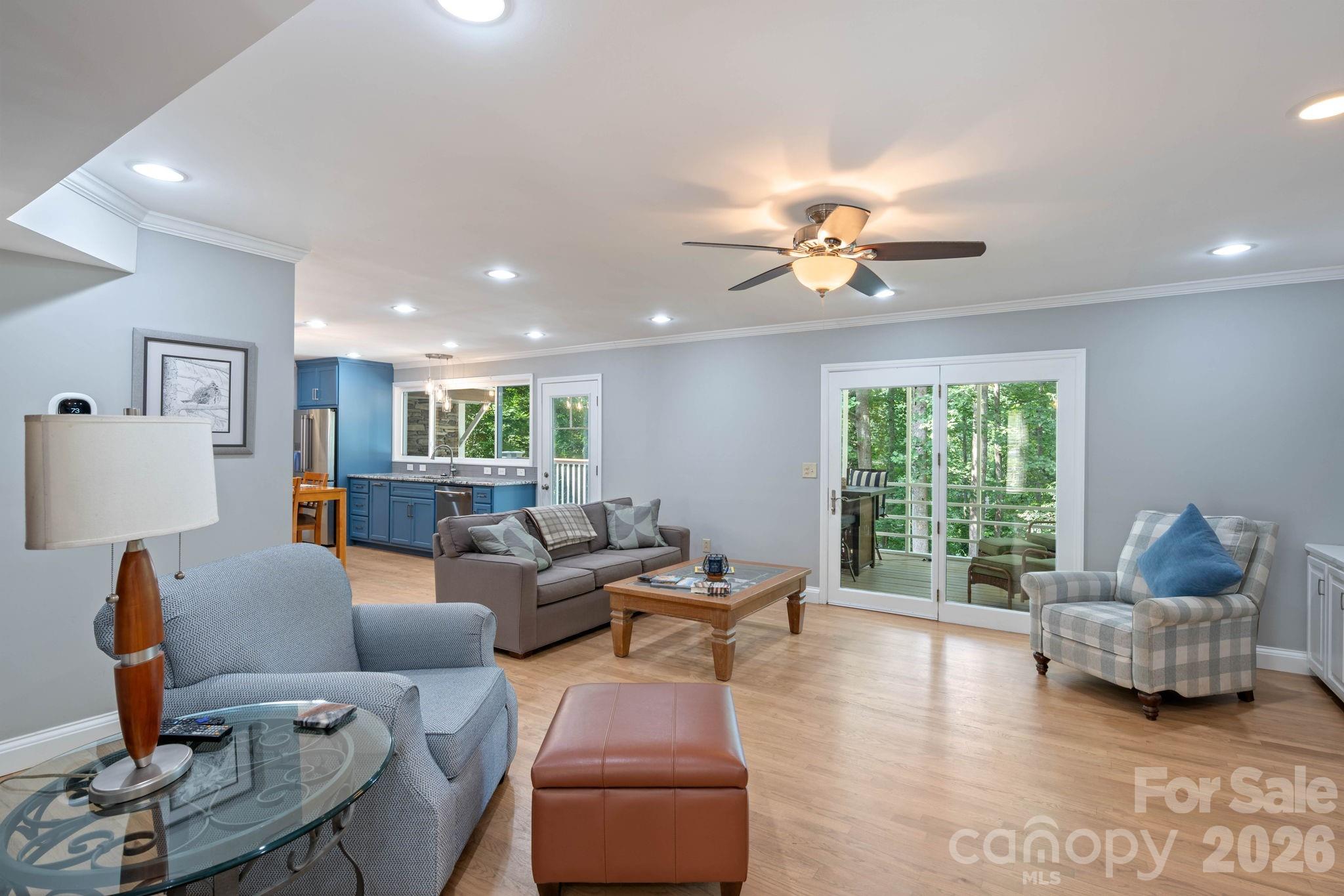 200 35th Avenue NW — Hickory
