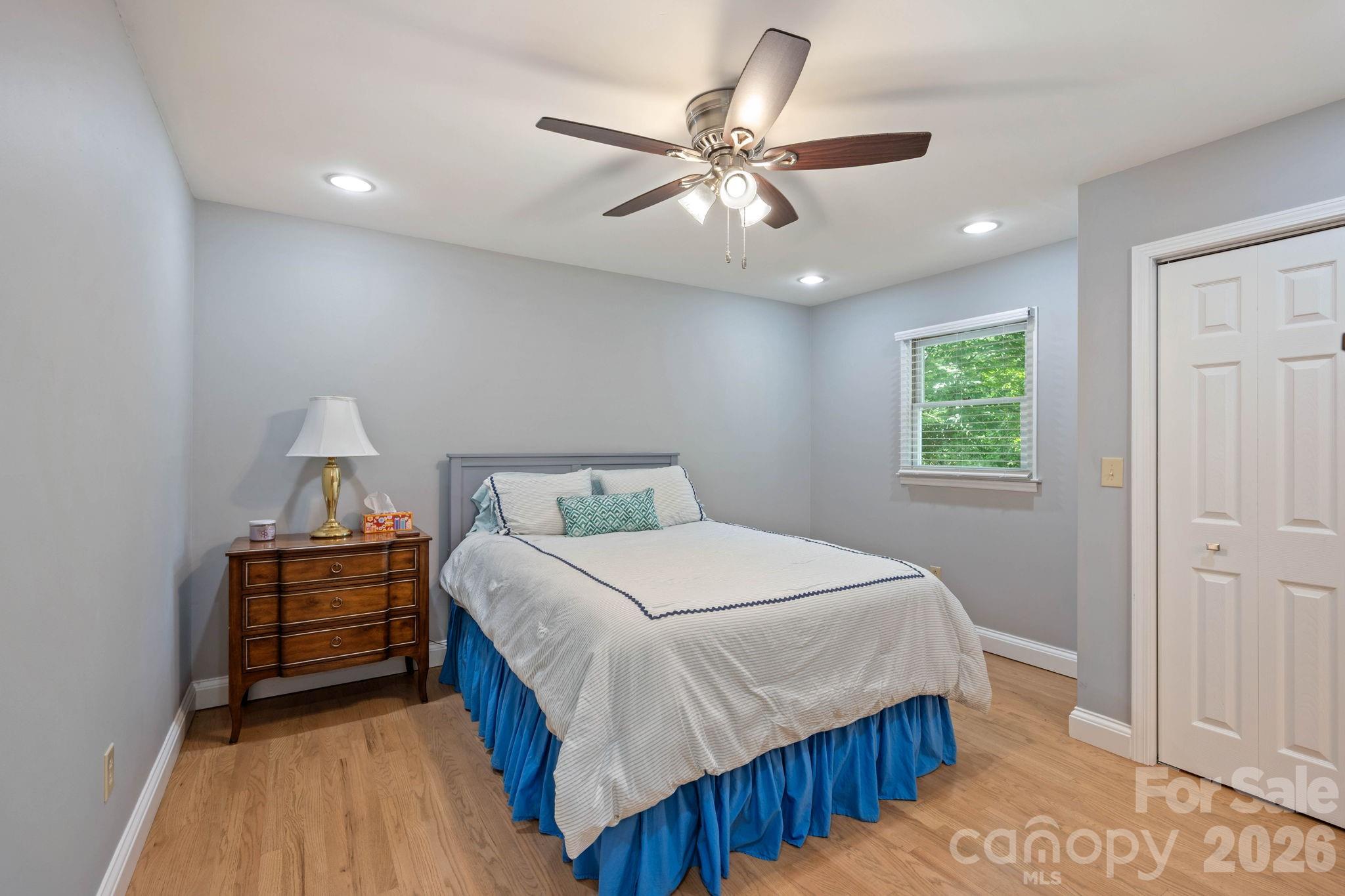 200 35th Avenue NW — Hickory