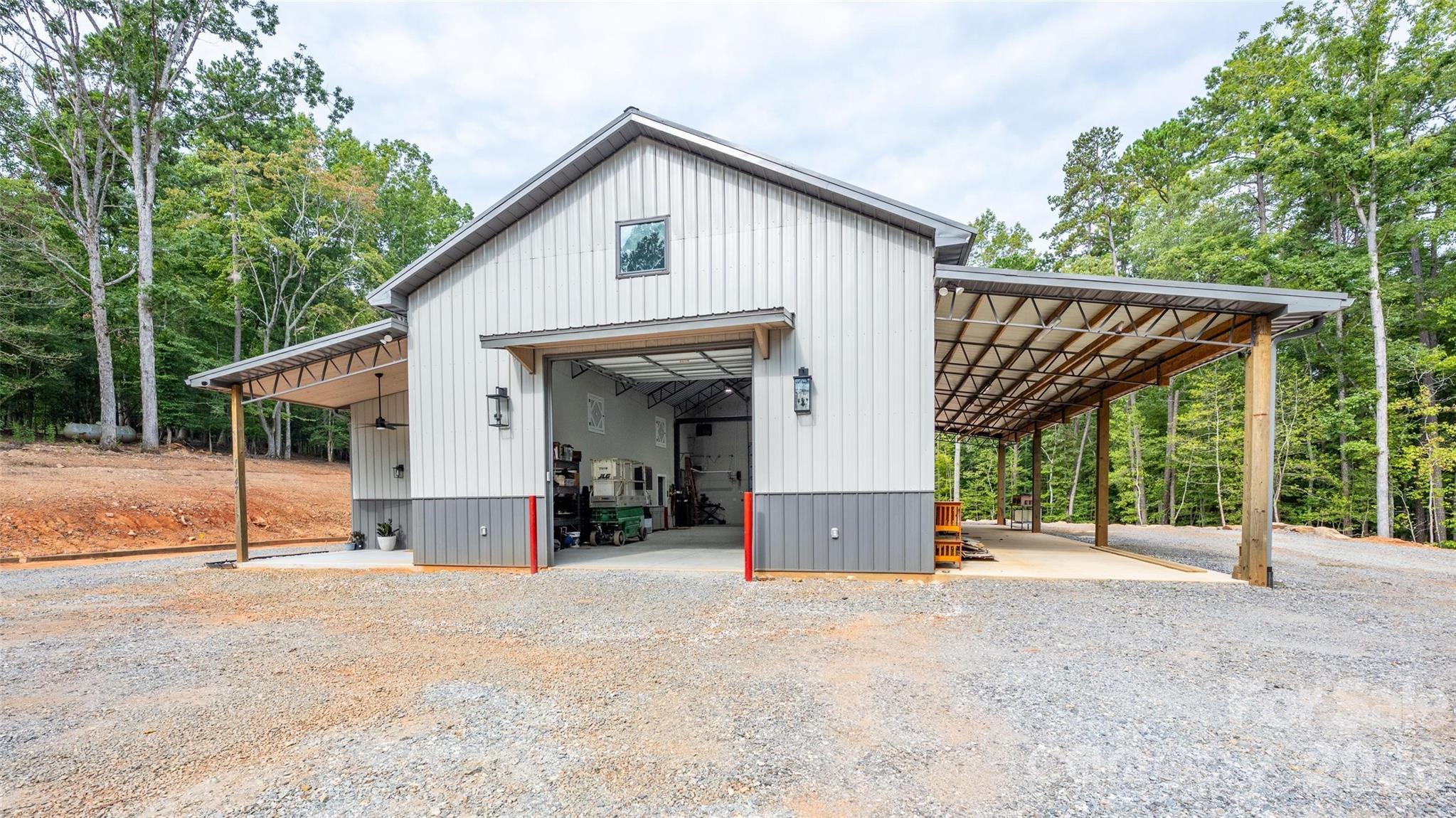 1147 Whispering Winds Drive — Catawba