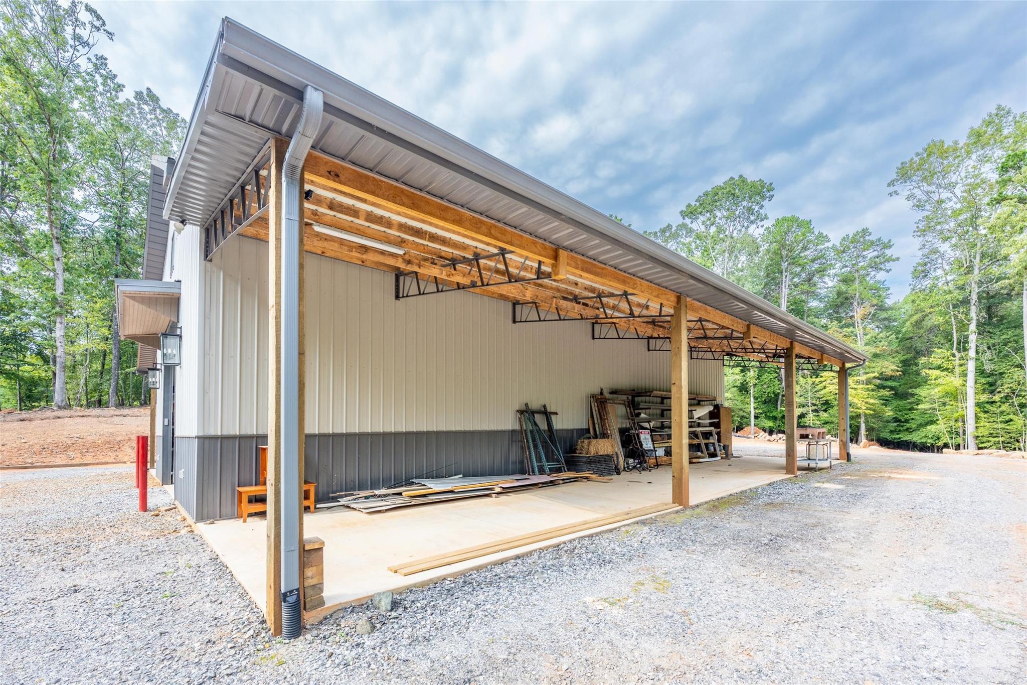 1147 Whispering Winds Drive — Catawba