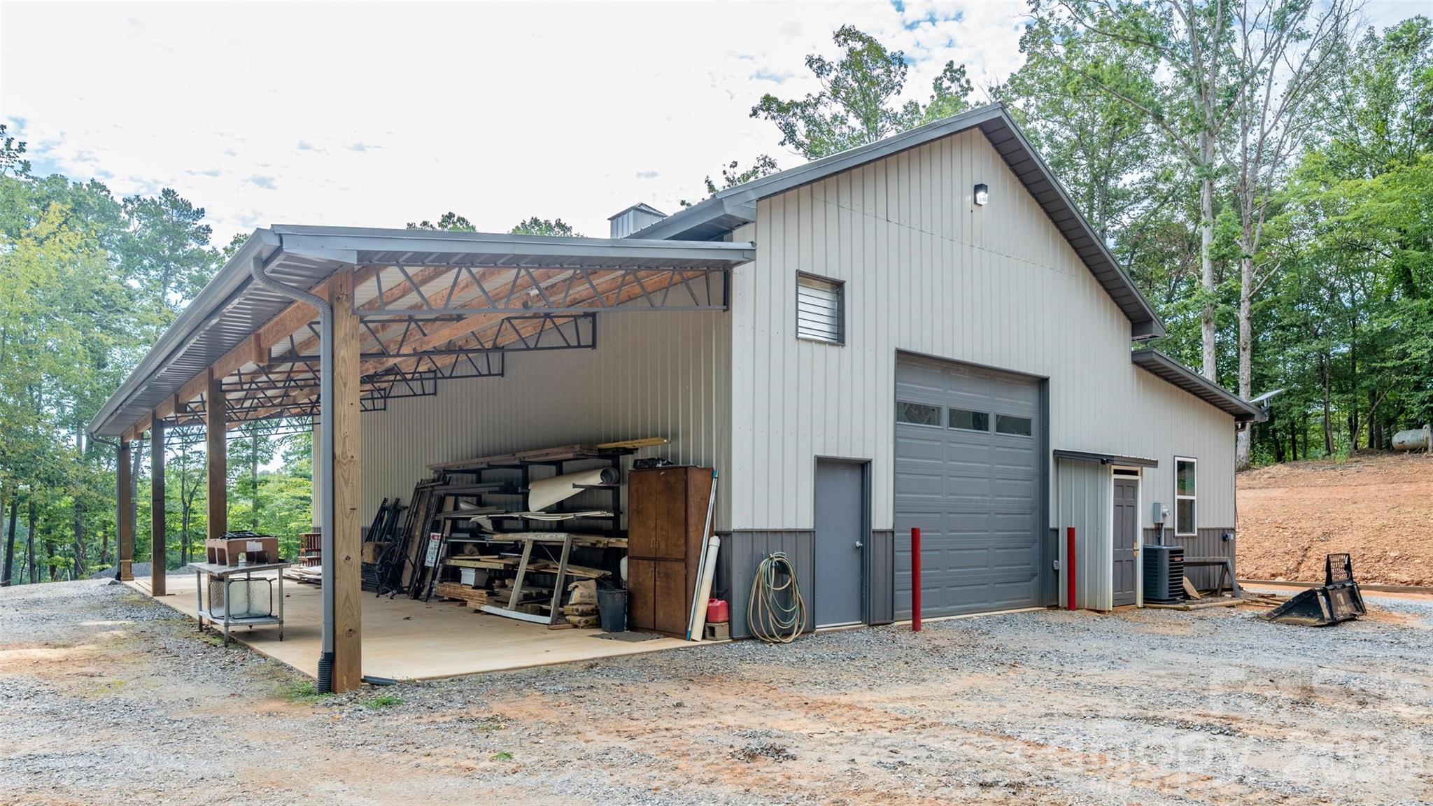1147 Whispering Winds Drive — Catawba