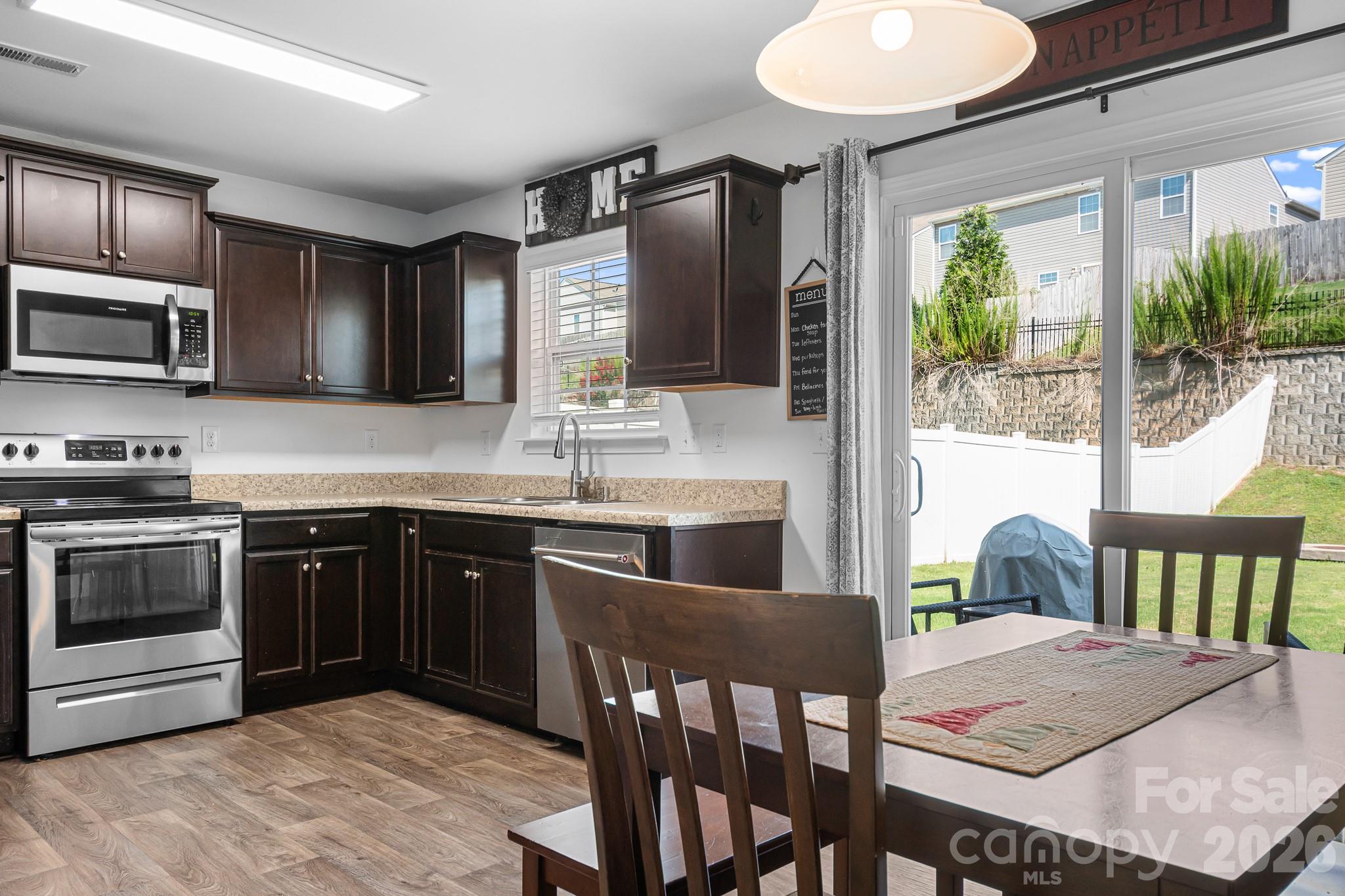 1554 Lilly Springs Place — Dallas
