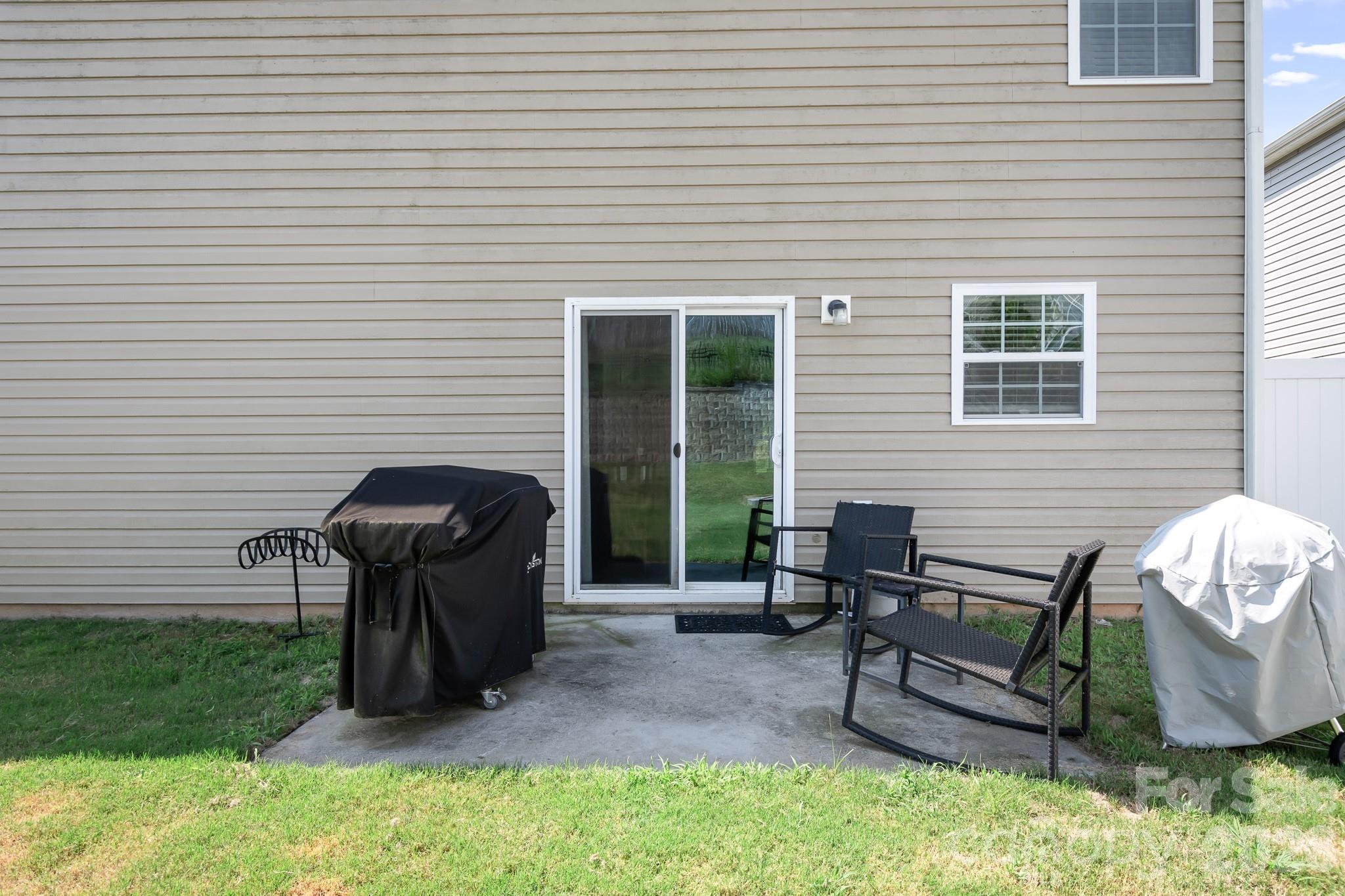 1554 Lilly Springs Place — Dallas