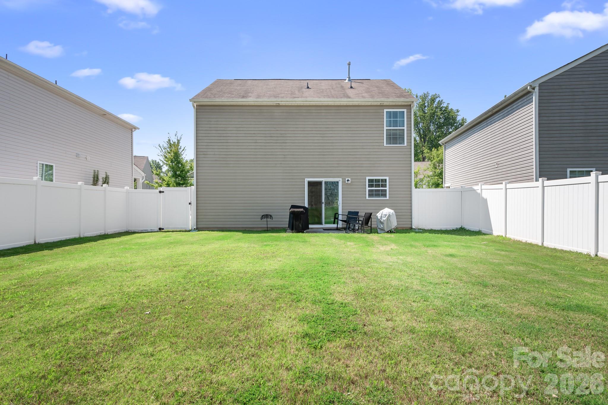 1554 Lilly Springs Place — Dallas