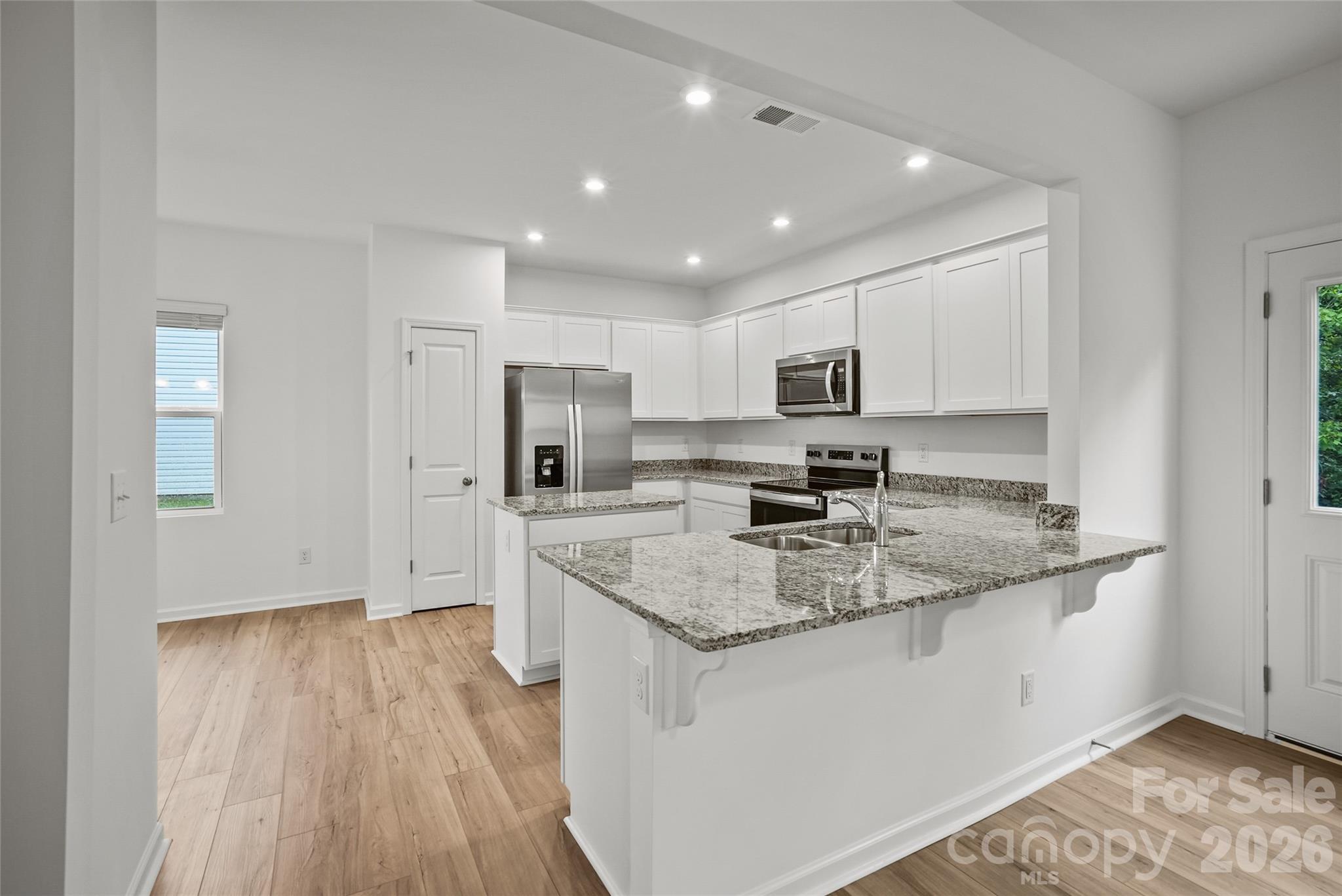 10015 Limpkin Lane — Charlotte