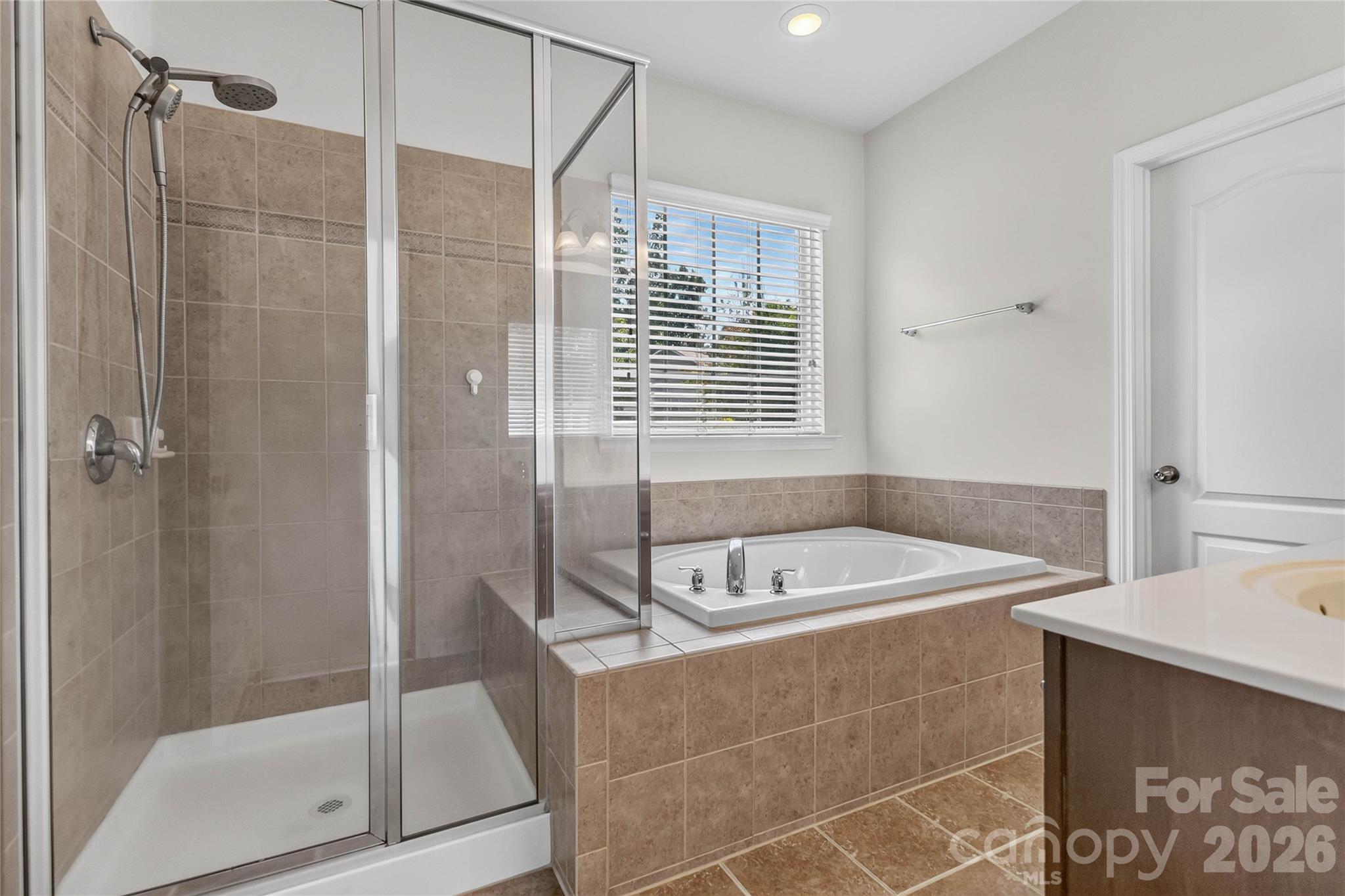 15718 Gallant Ridge Place — Huntersville
