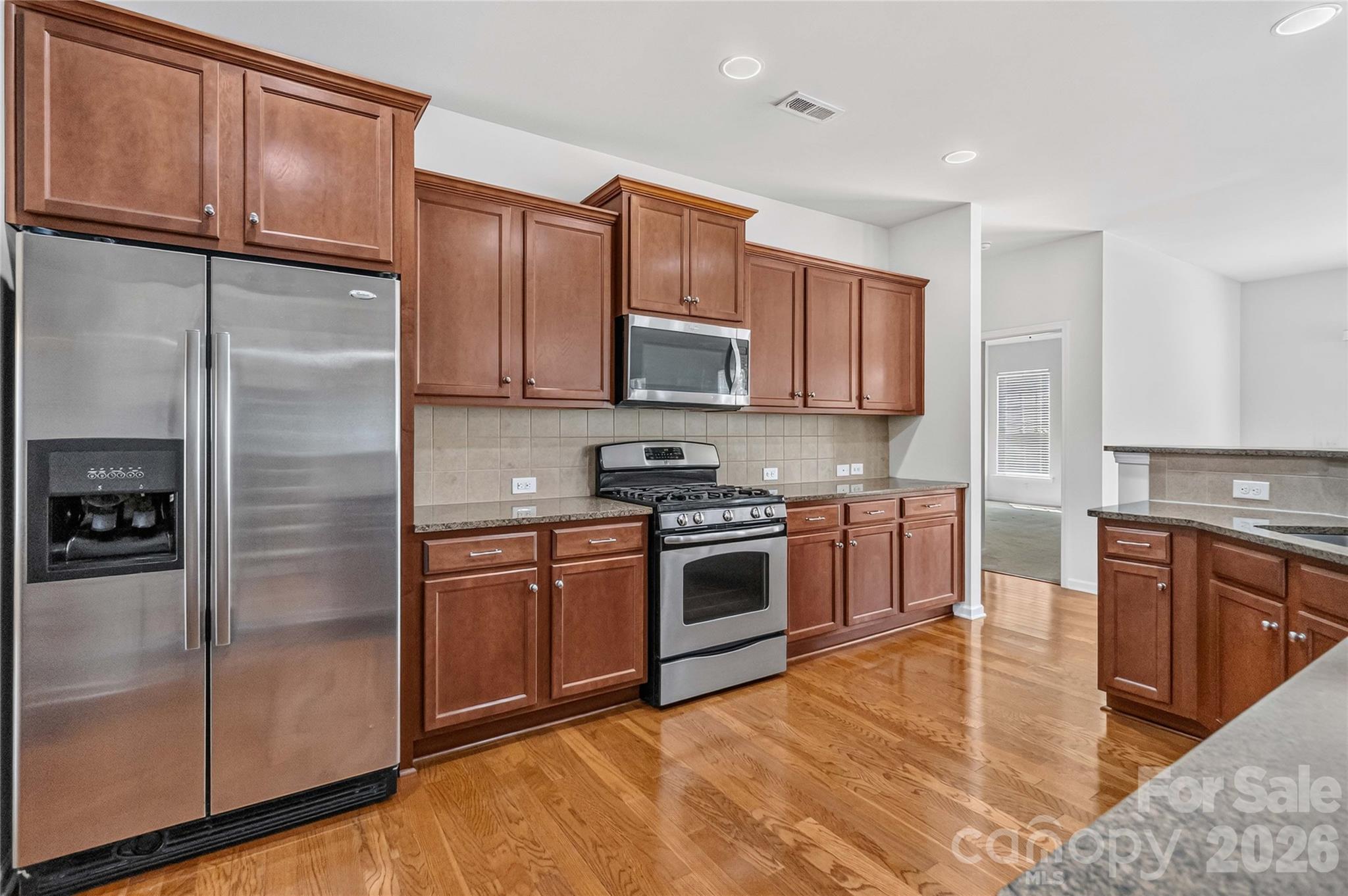 15718 Gallant Ridge Place — Huntersville