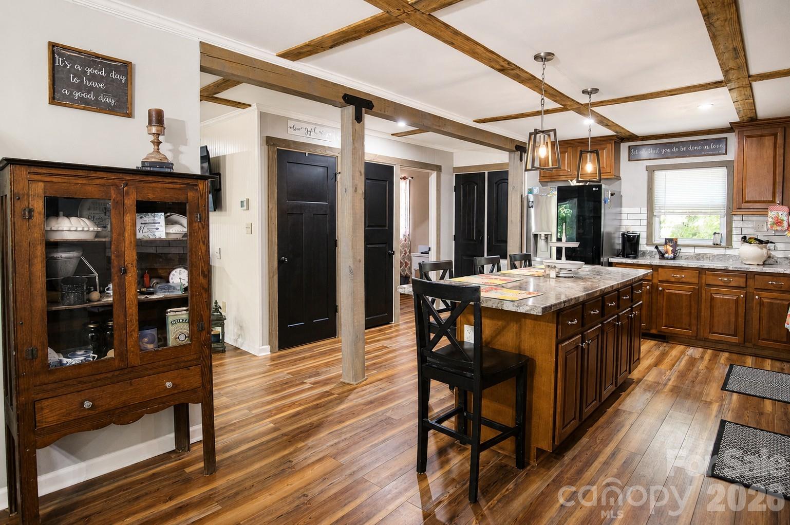 47 Caribou Lane — Burnsville