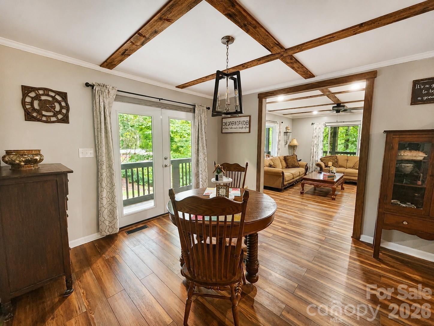 47 Caribou Lane — Burnsville