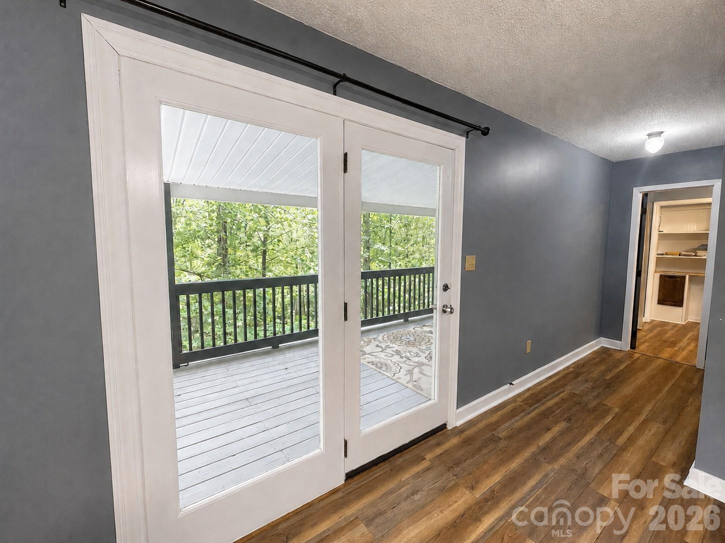 47 Caribou Lane — Burnsville