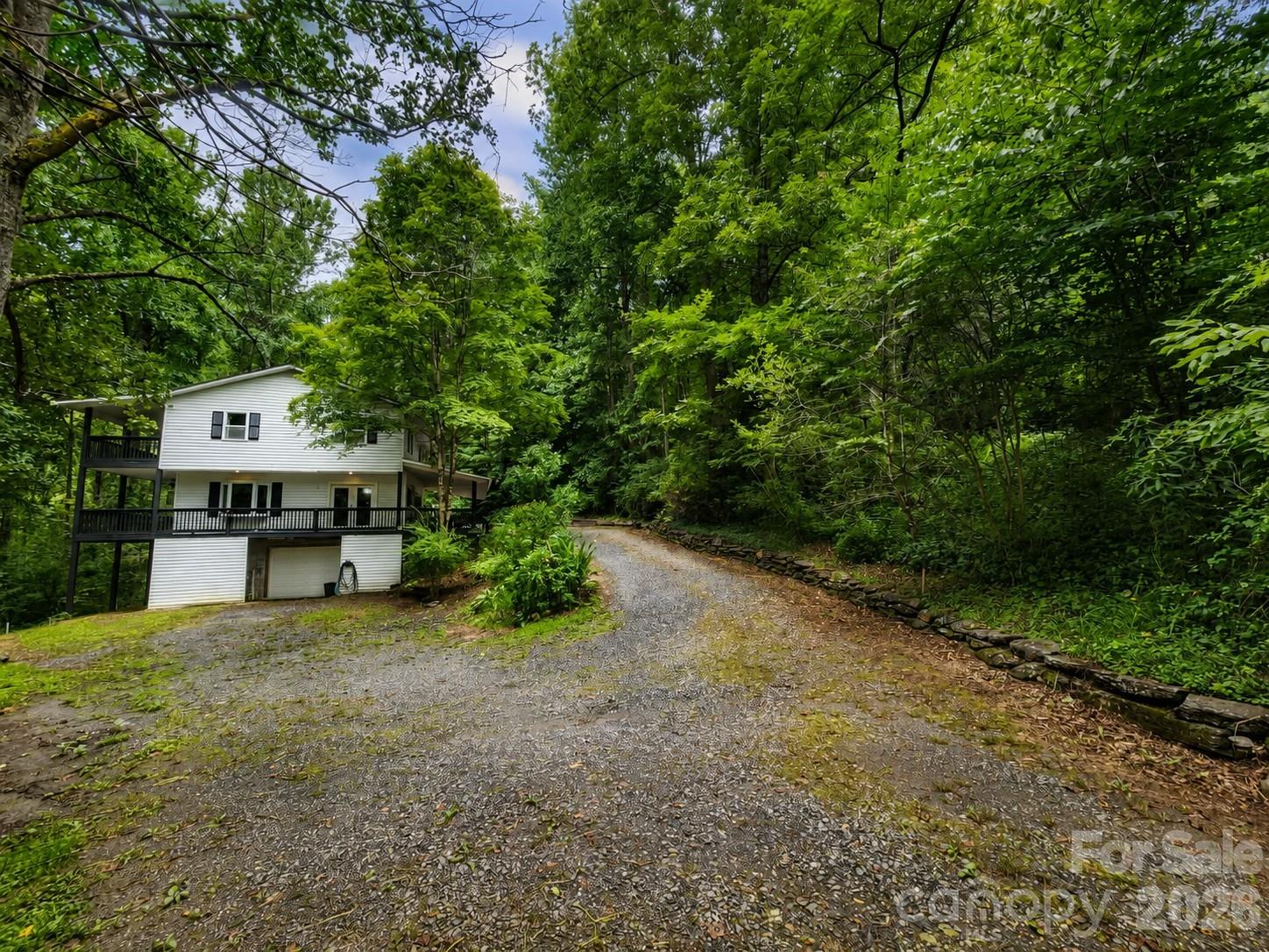 47 Caribou Lane — Burnsville